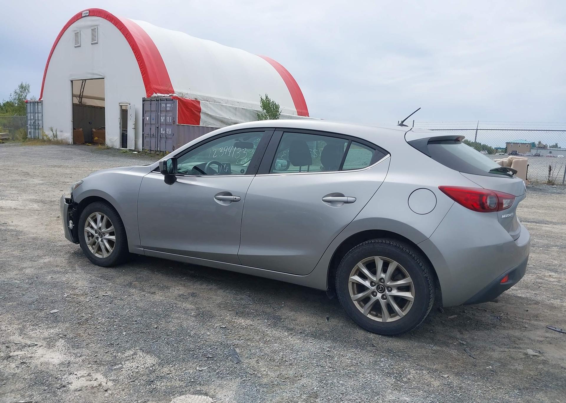 2016 MAZDA MAZDA3 GS