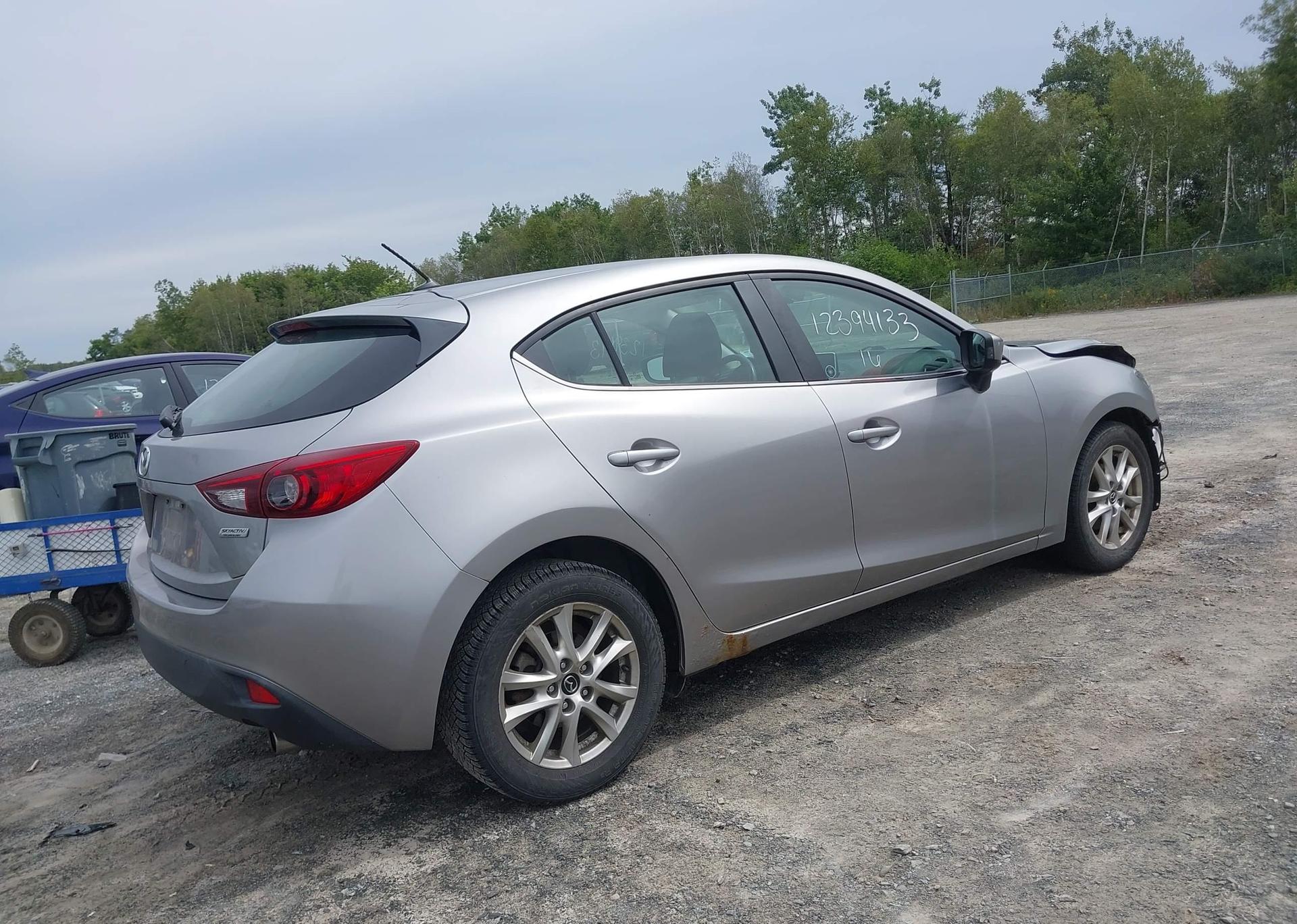 2016 MAZDA MAZDA3 GS