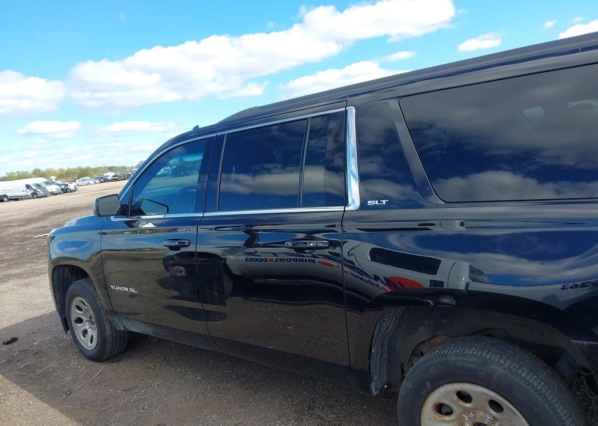 2016 GMC YUKON XL K1500 SLT