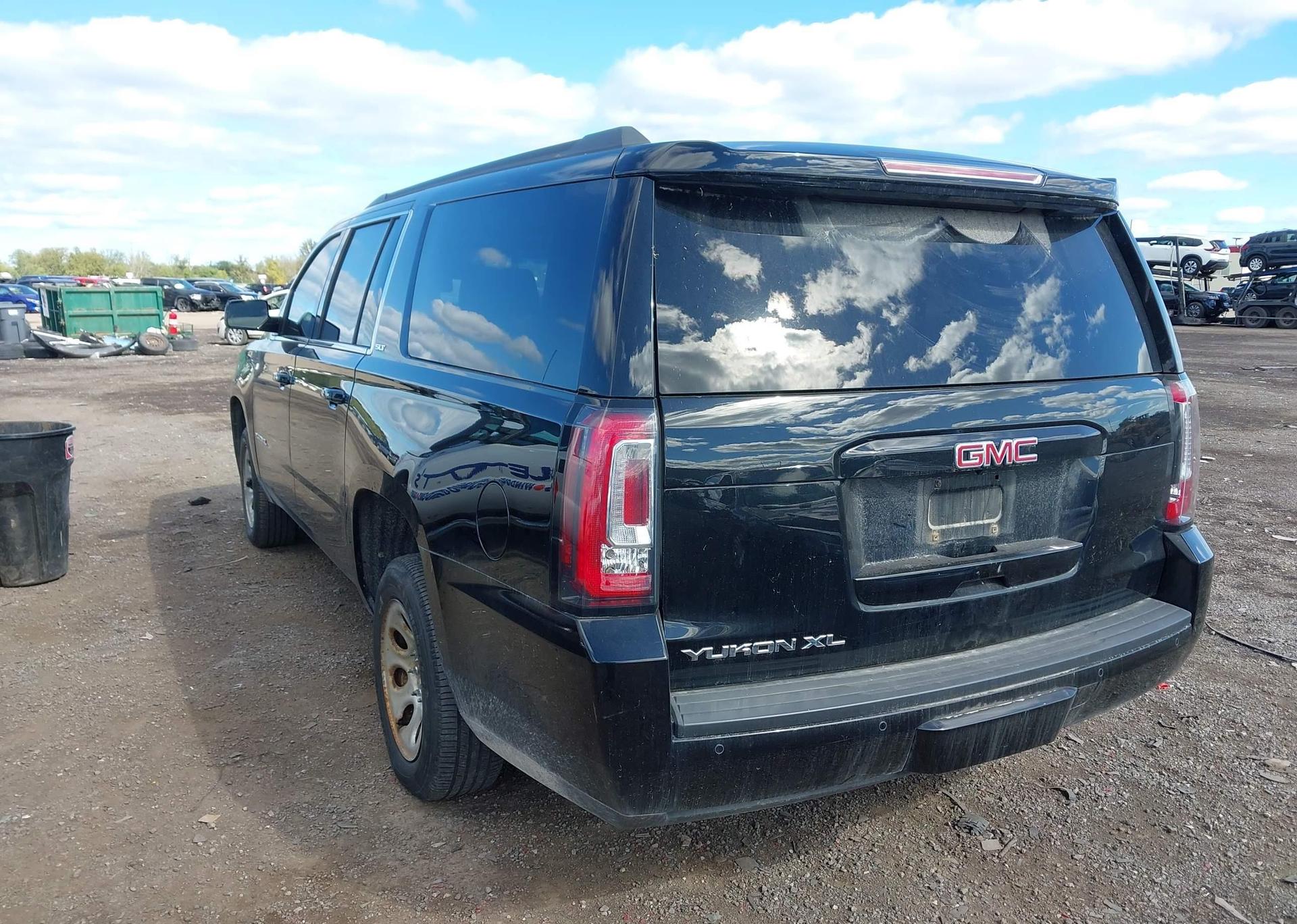2016 GMC YUKON XL K1500 SLT