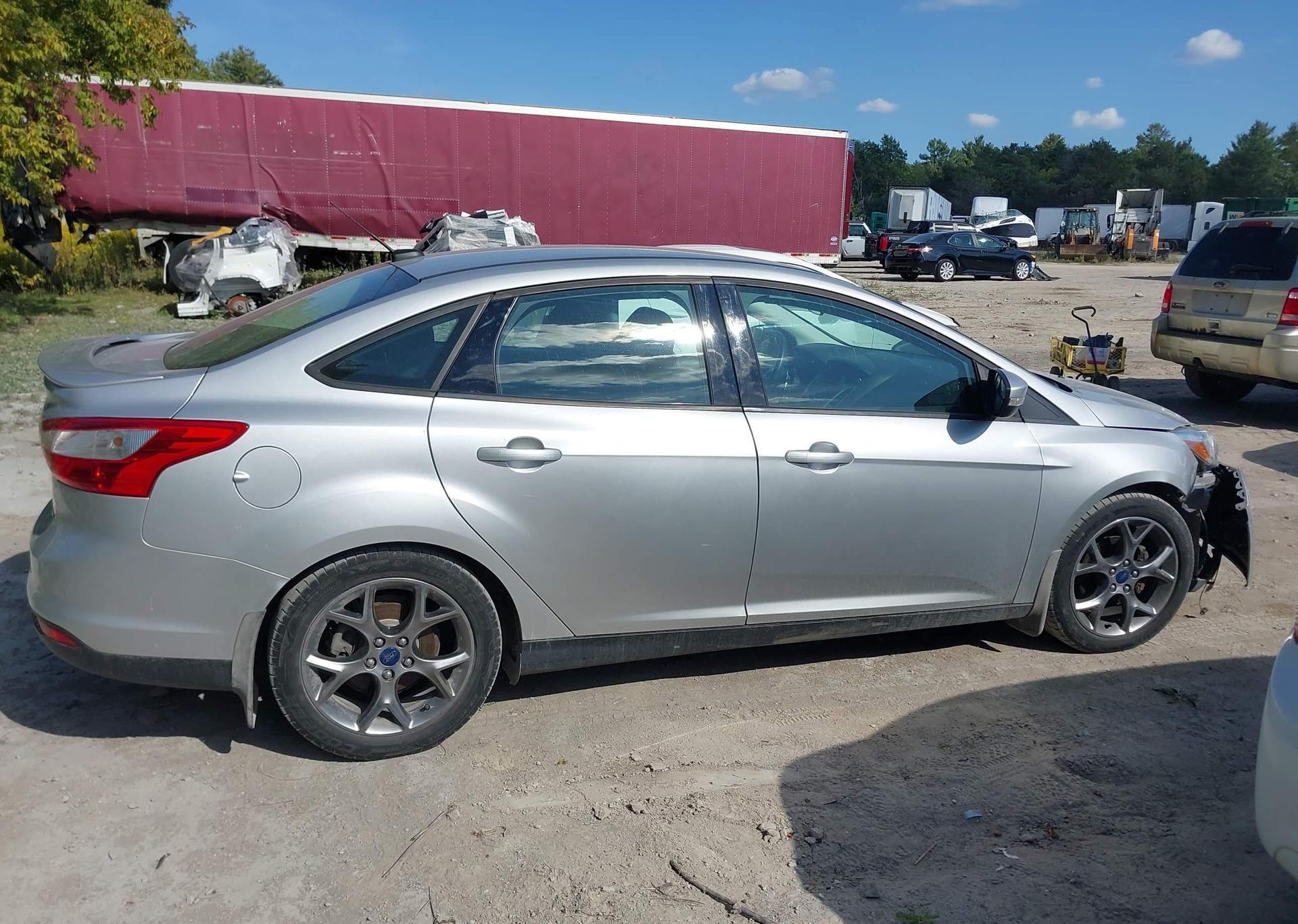 2014 FORD FOCUS SE