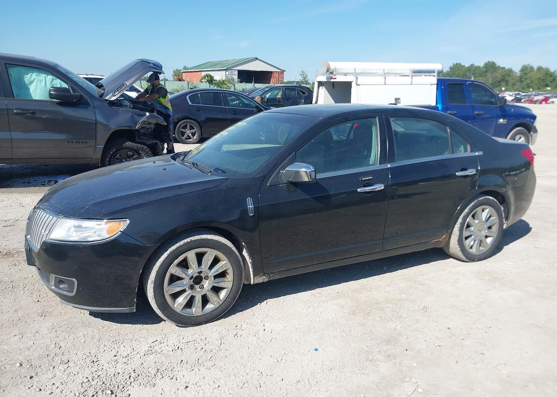 2010 LINCOLN MKZ