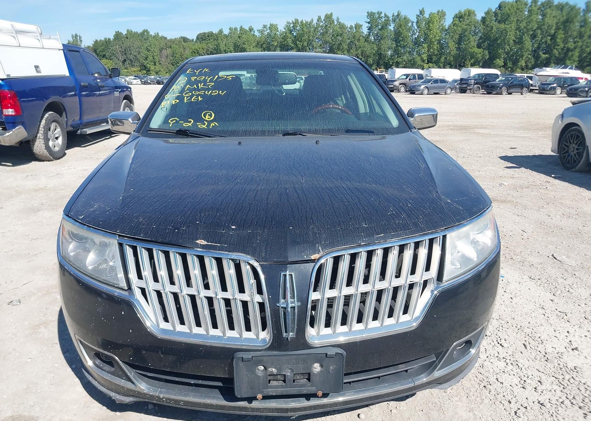 2010 LINCOLN MKZ
