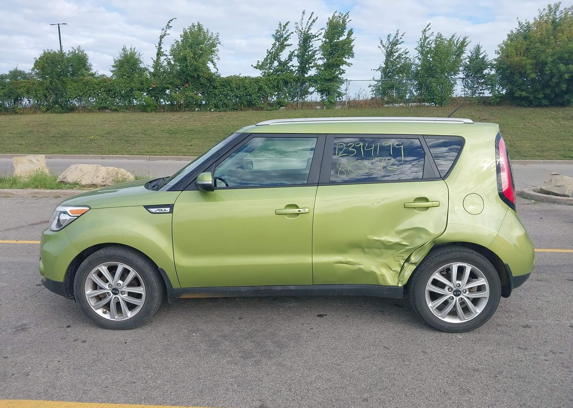 2017 KIA SOUL +