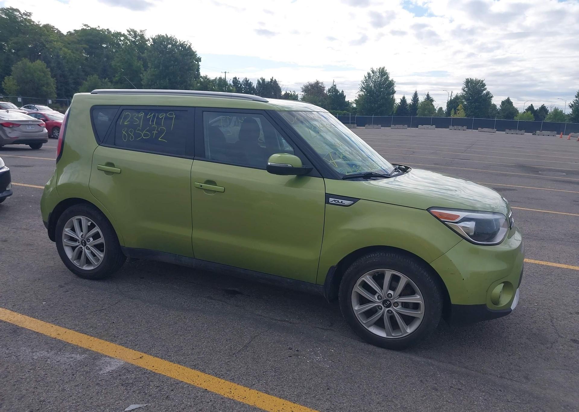2017 KIA SOUL +