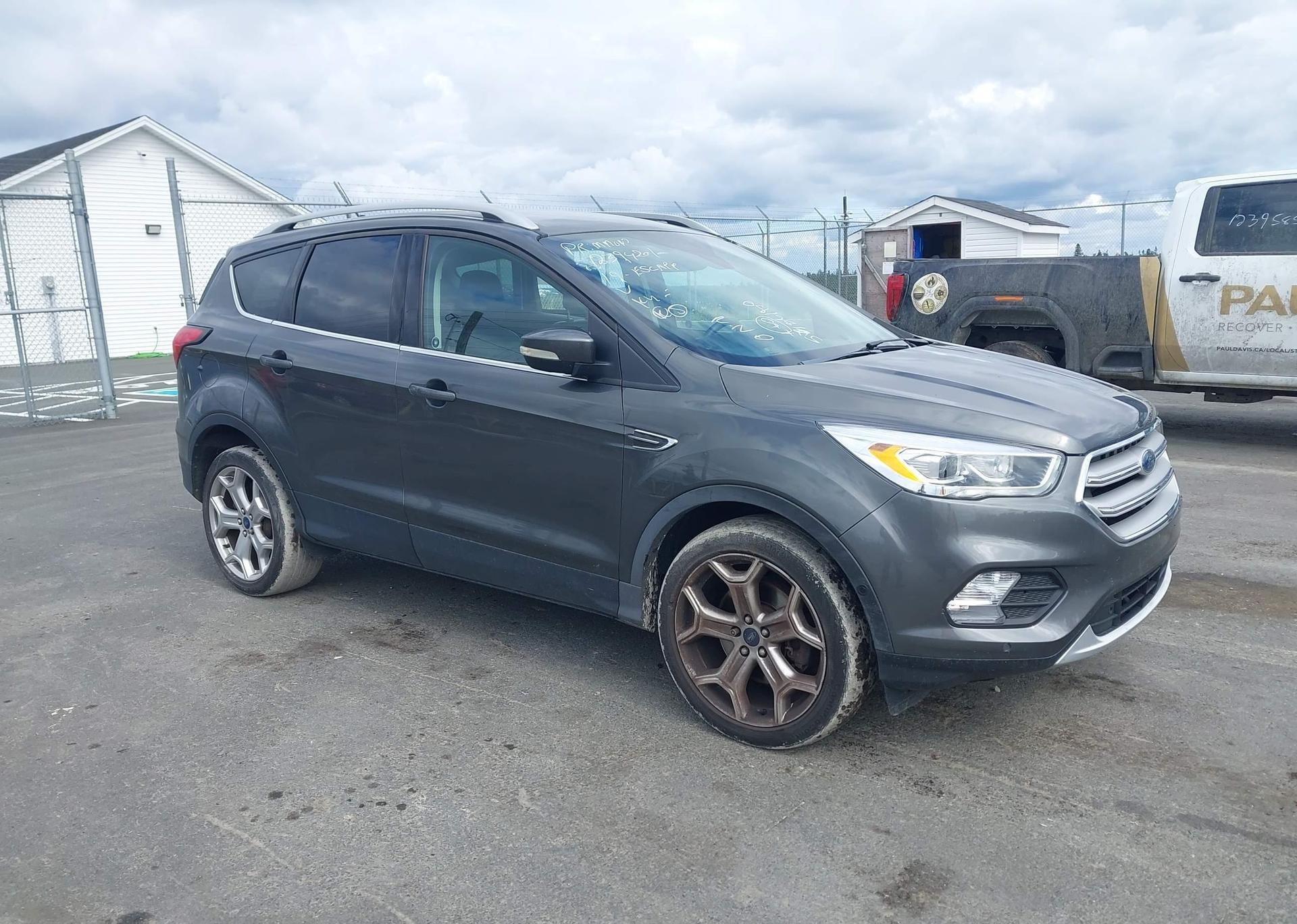 2019 FORD ESCAPE TITANIUM