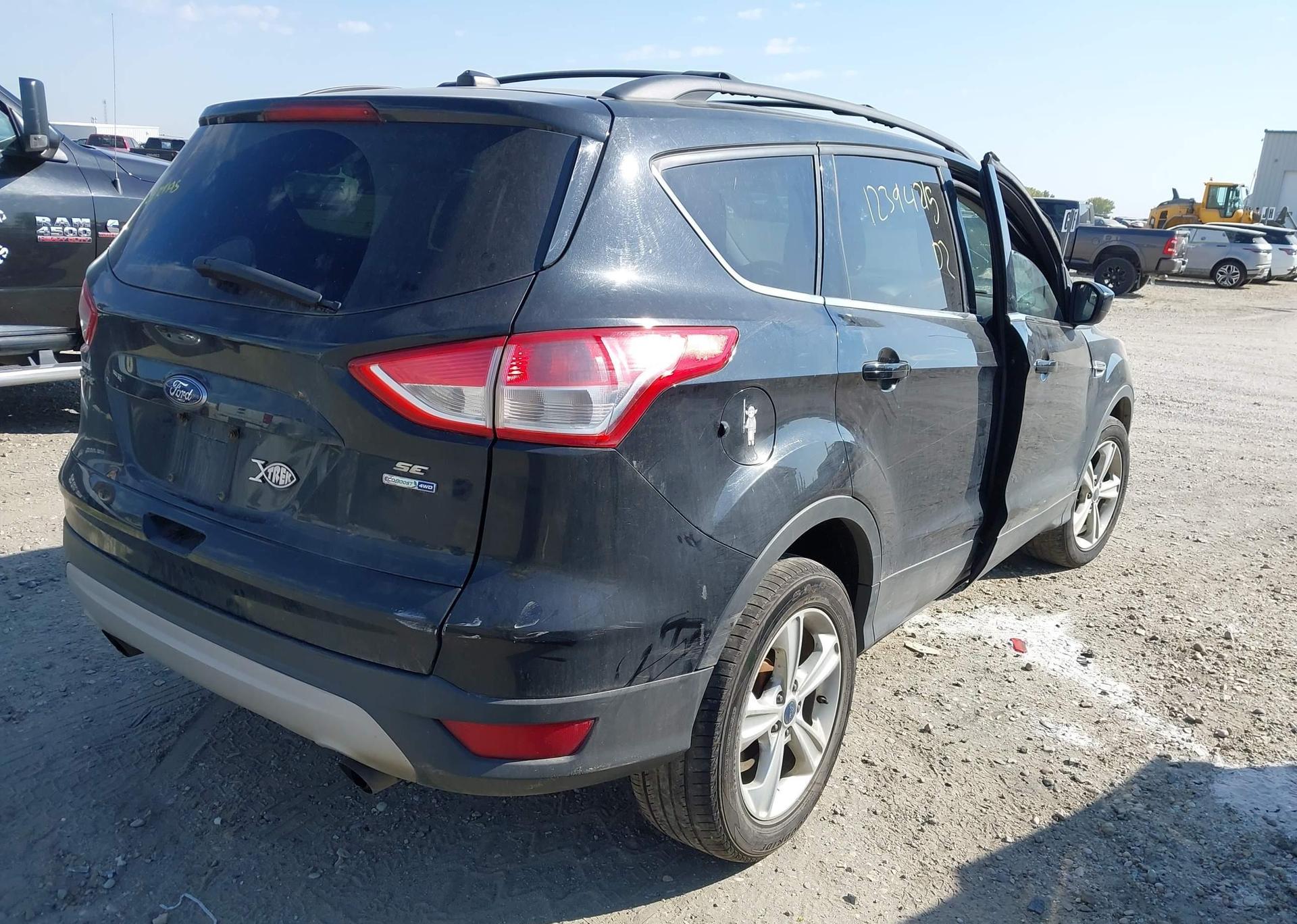 2013 FORD ESCAPE SE