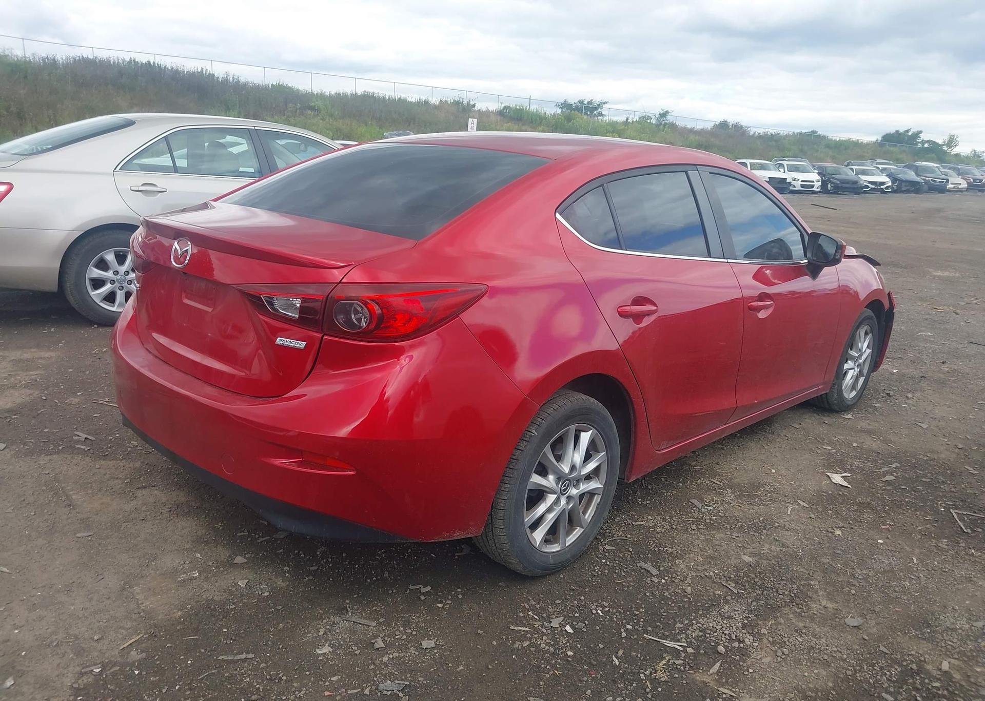 2014 MAZDA MAZDA3
