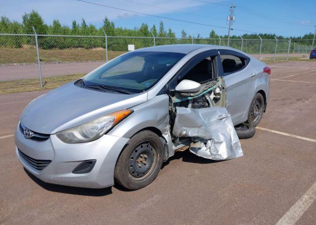 2013 HYUNDAI ELANTRA GL