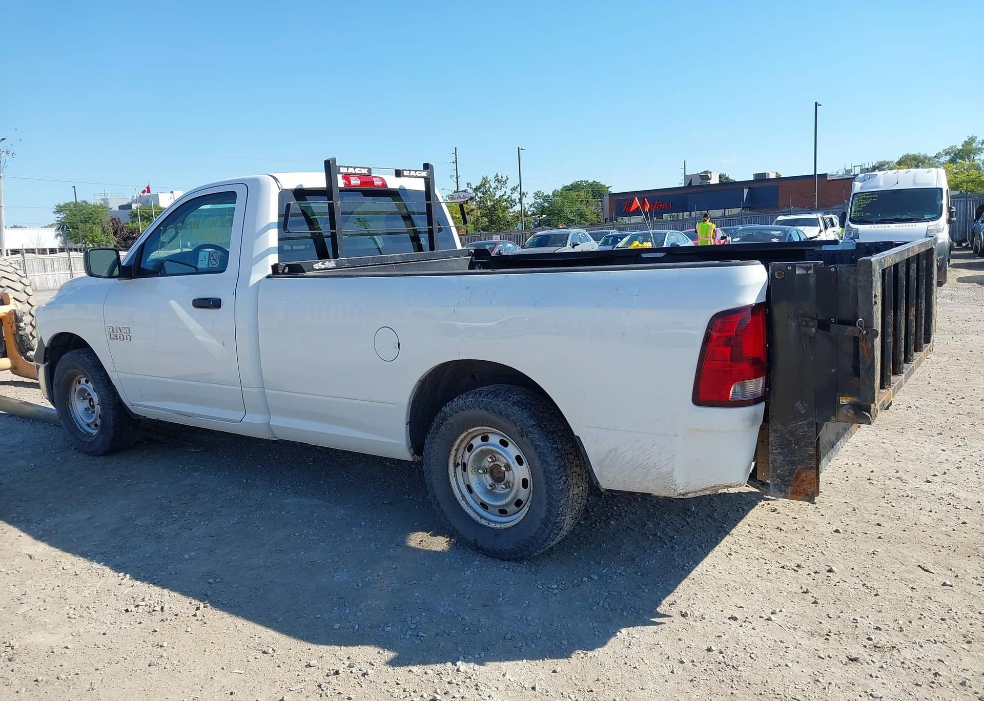 2016 RAM 1500 ST