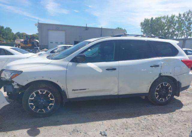 2019 NISSAN PATHFINDER PLATINUM