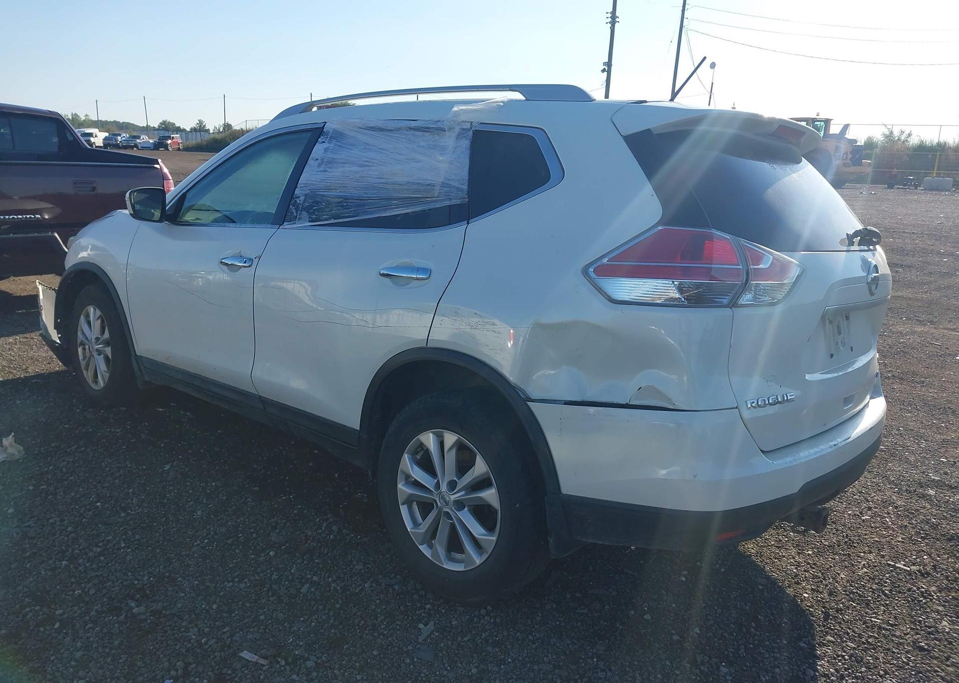 2015 NISSAN ROGUE S