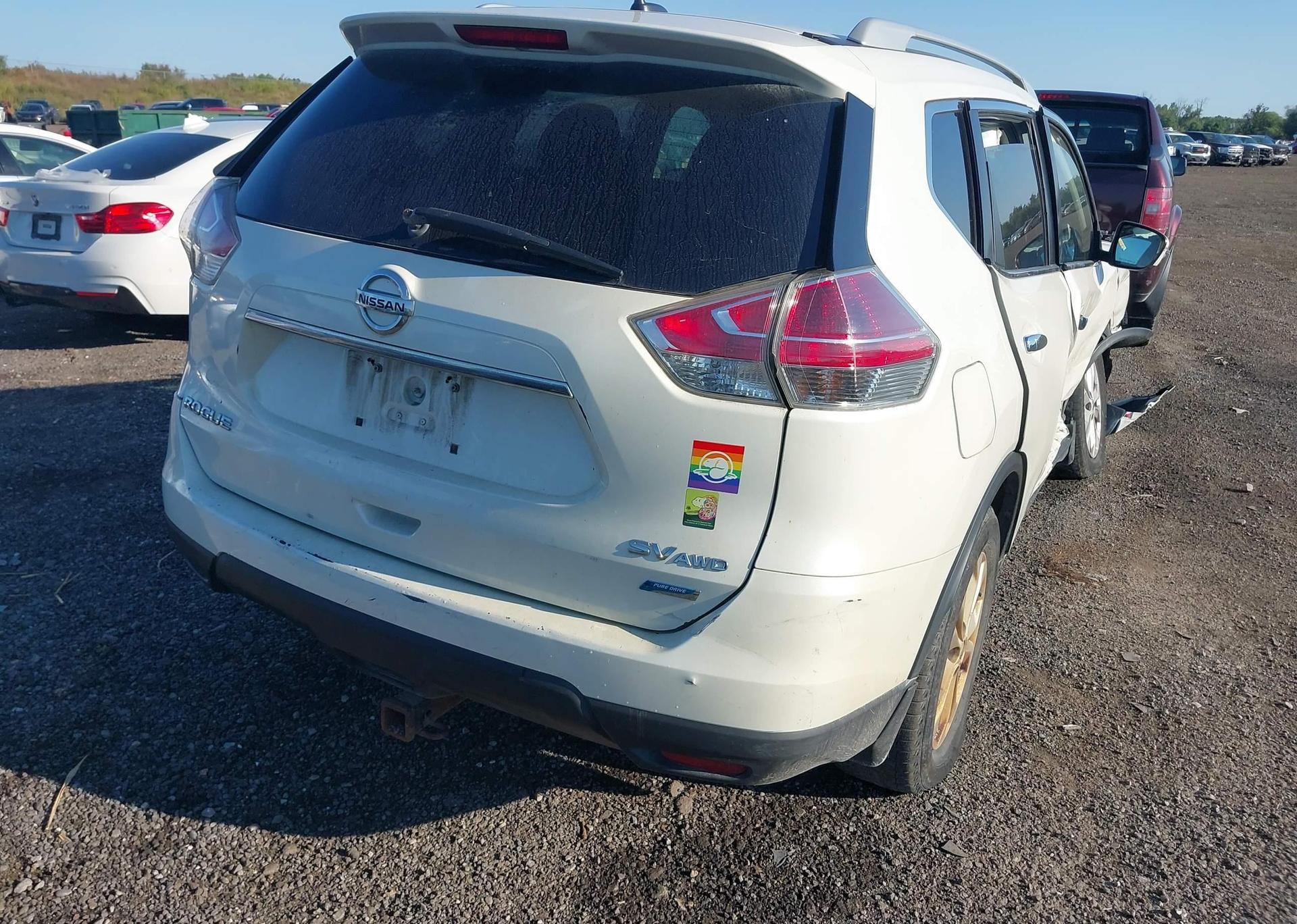 2015 NISSAN ROGUE S