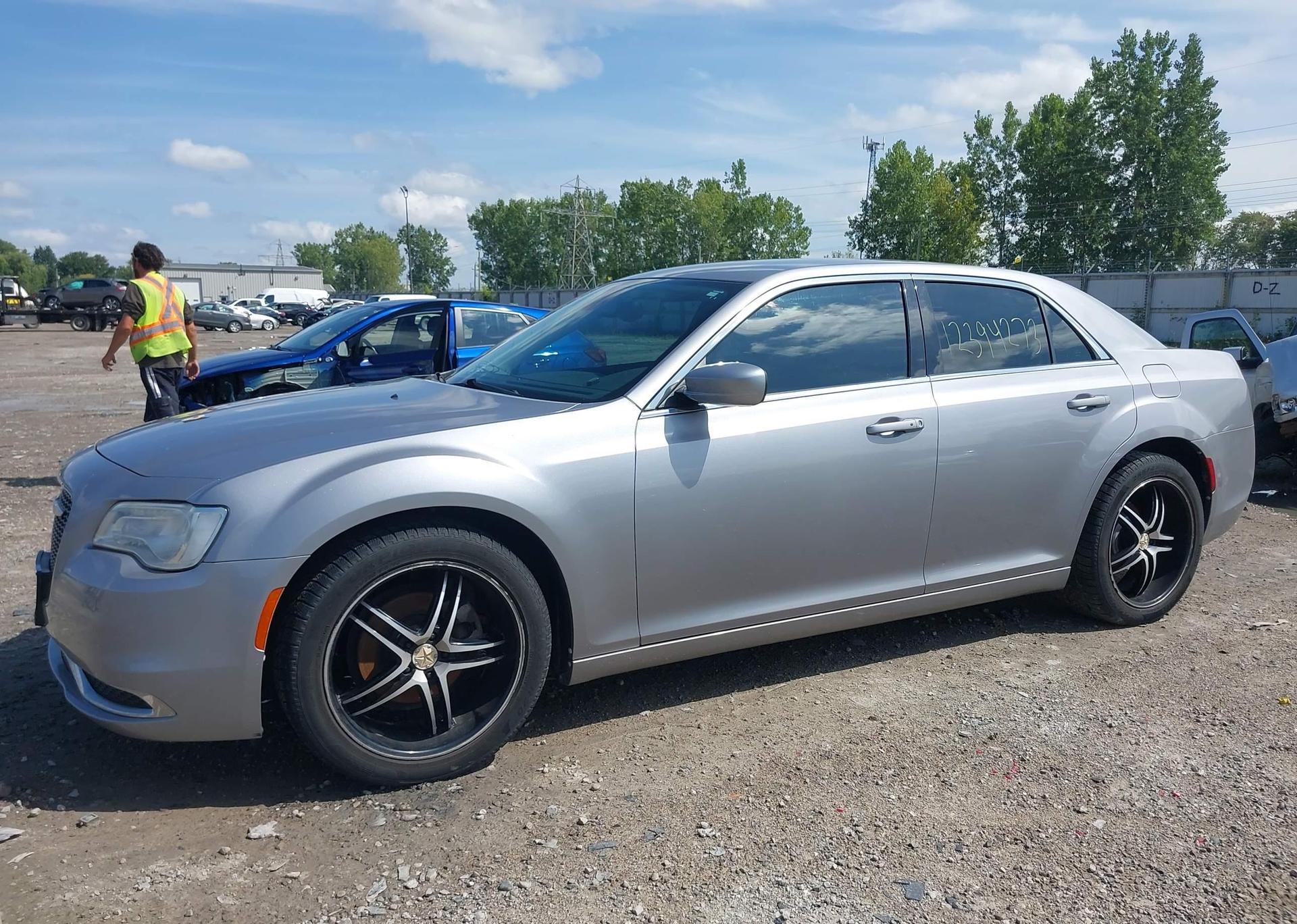 2015 CHRYSLER 300C