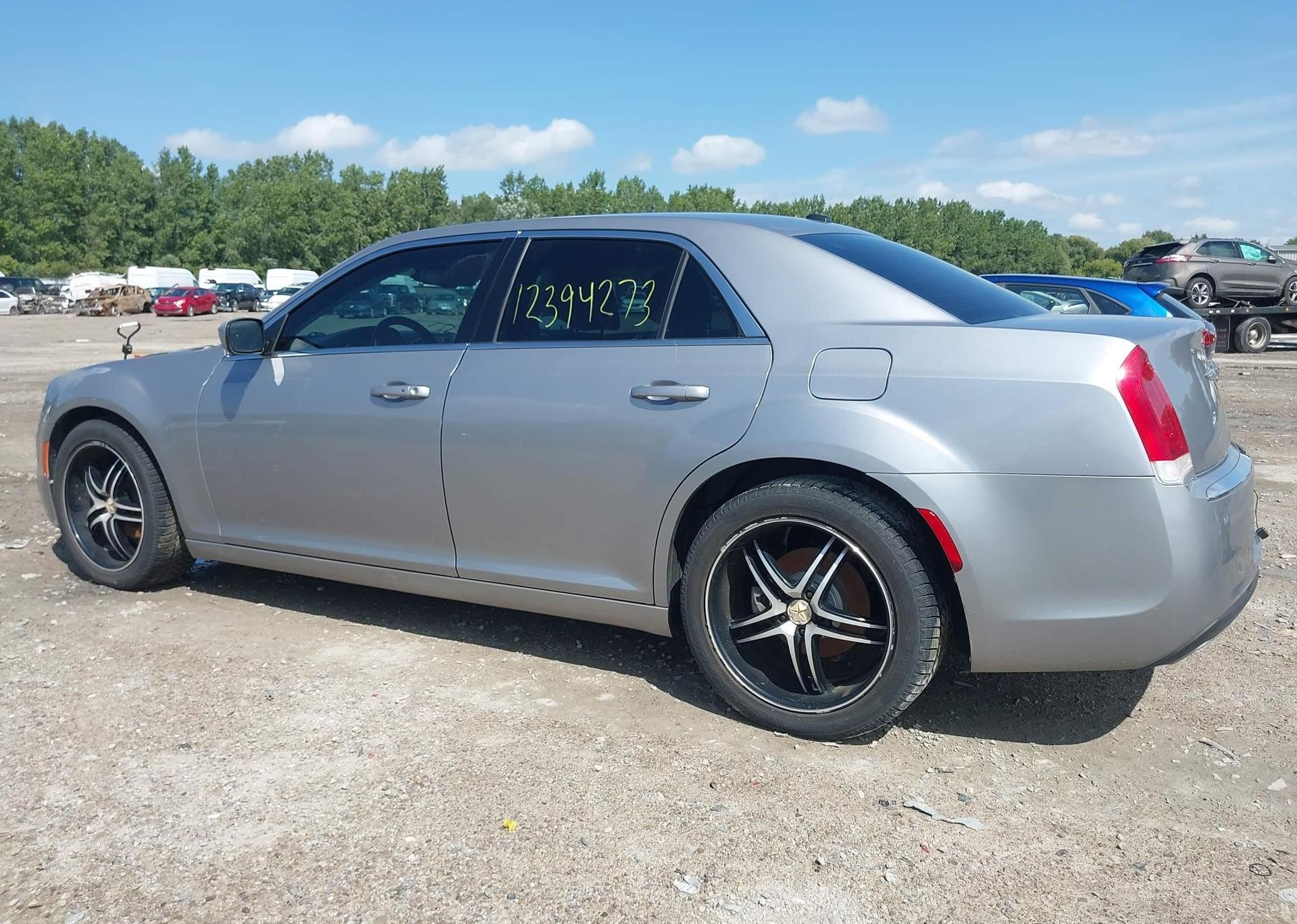 2015 CHRYSLER 300C