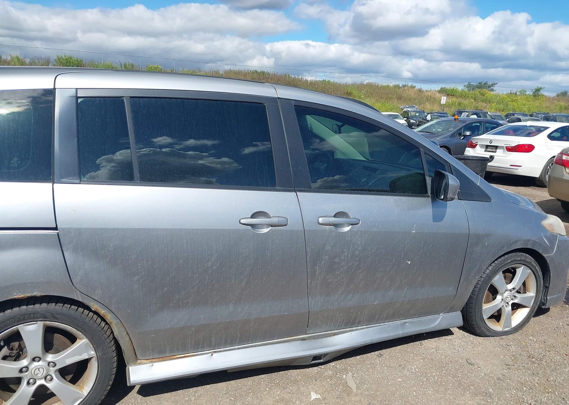 2010 MAZDA 5