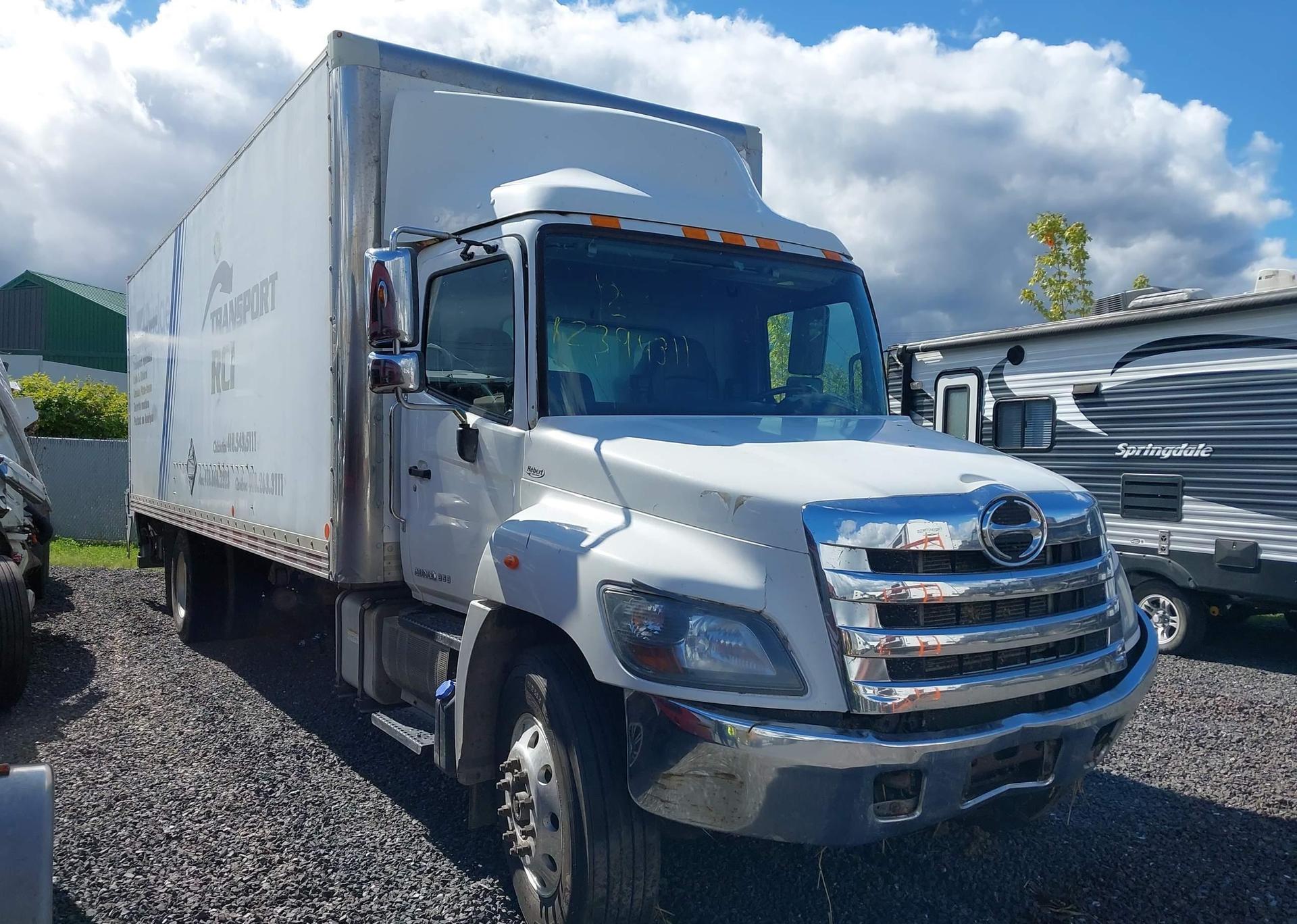 2019 HINO 358