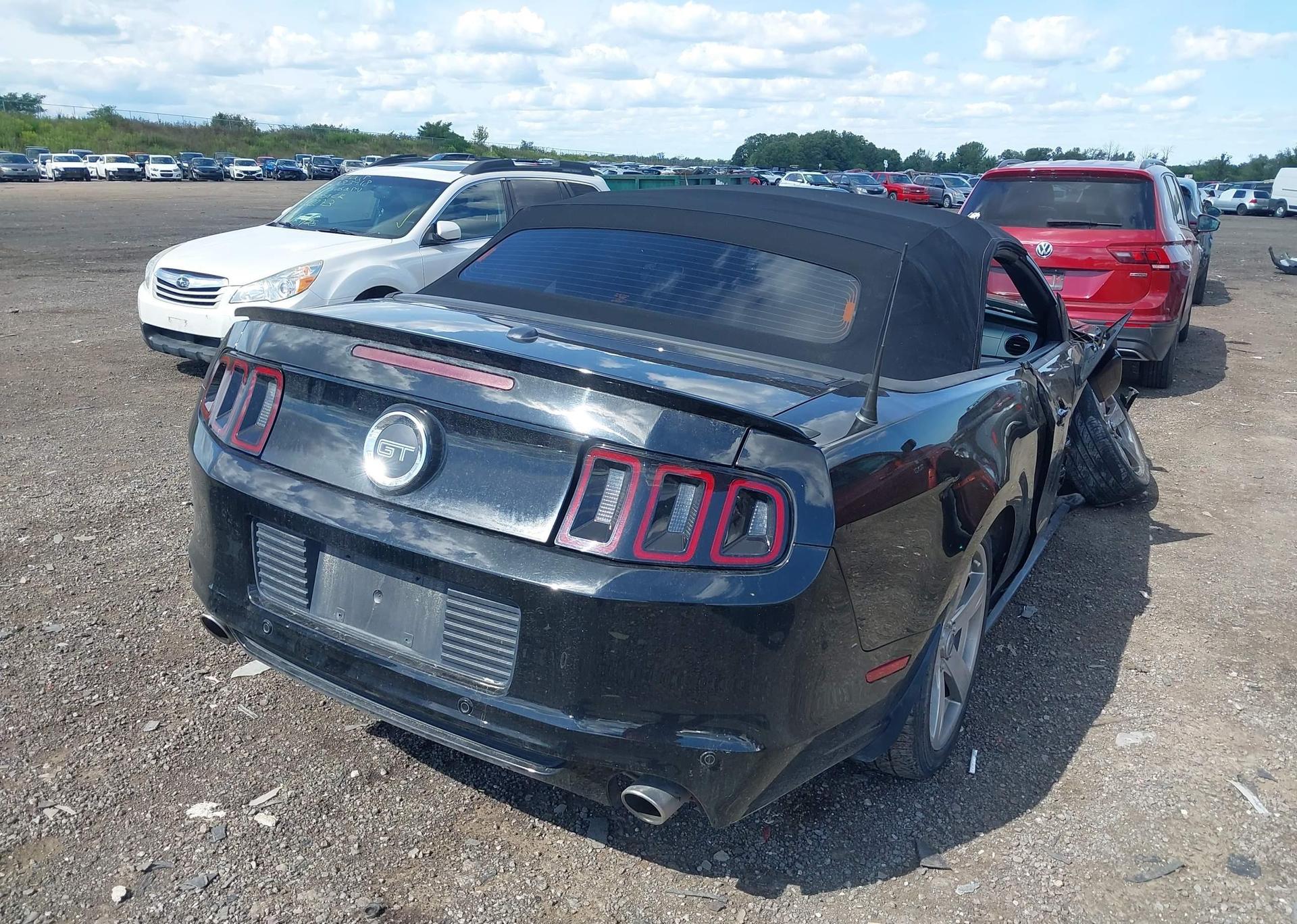 2013 FORD MUSTANG GT