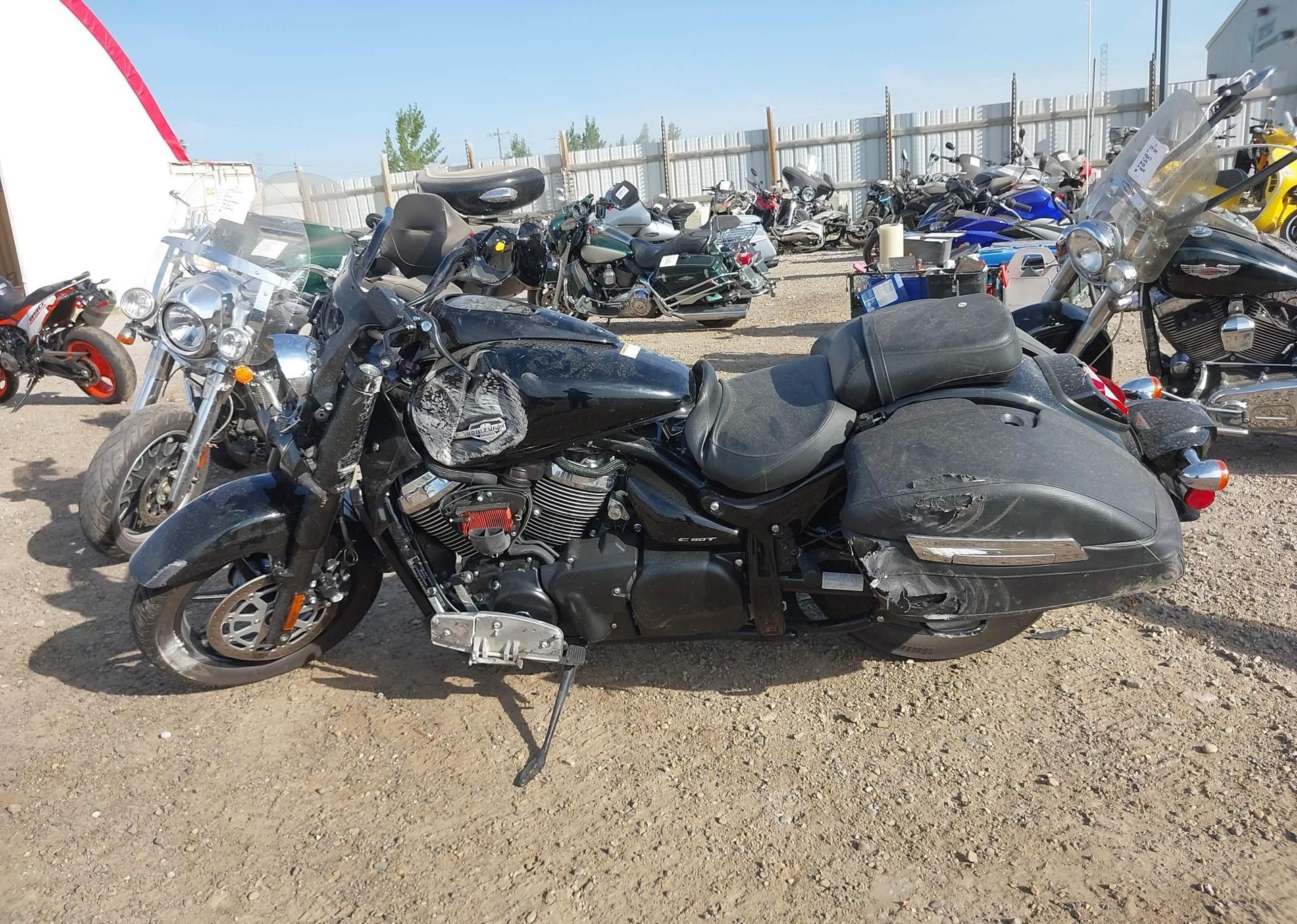 2017 SUZUKI VL1500 B