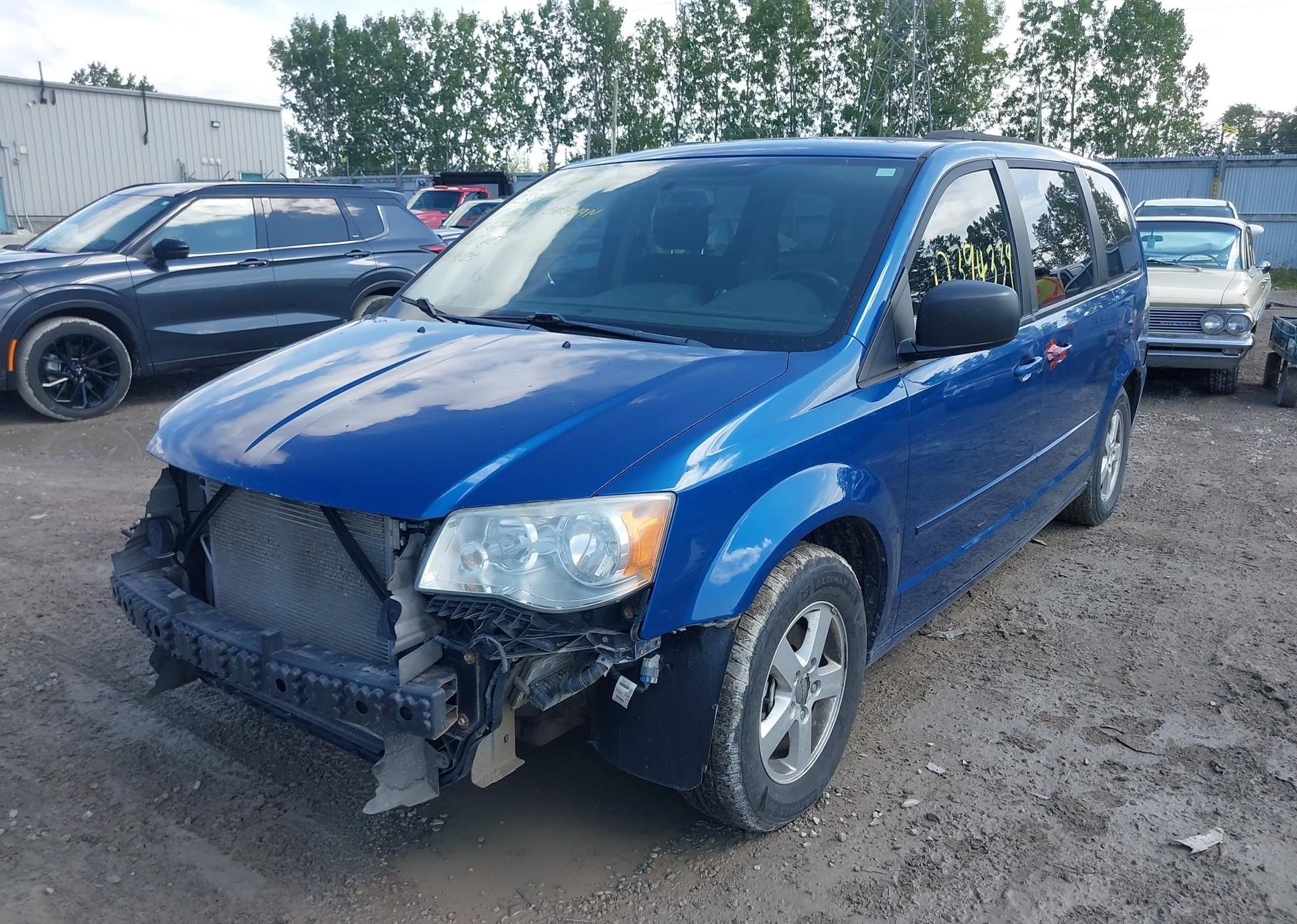 2011 DODGE GRAND CARAVAN SE