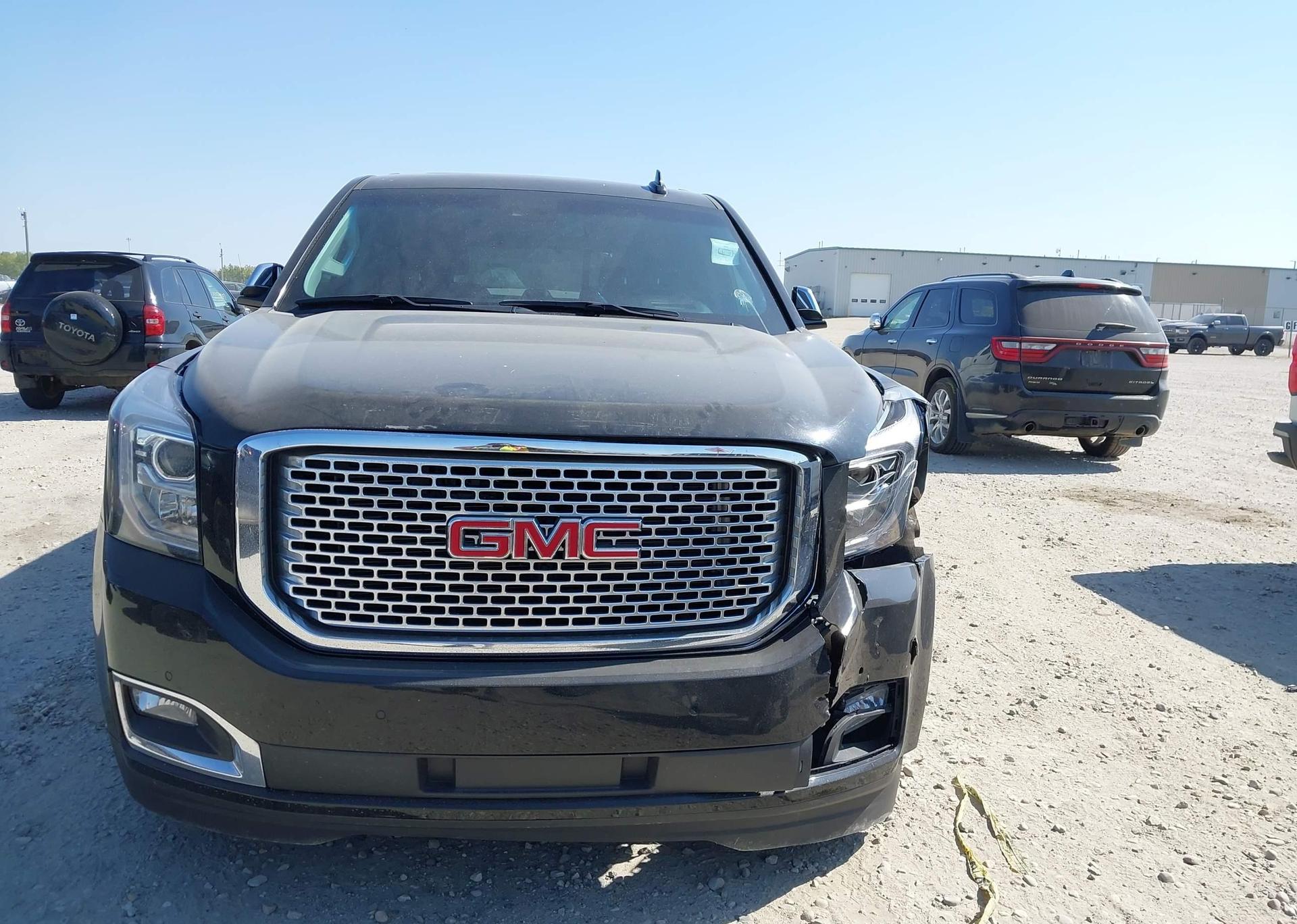 2017 GMC YUKON DENALI