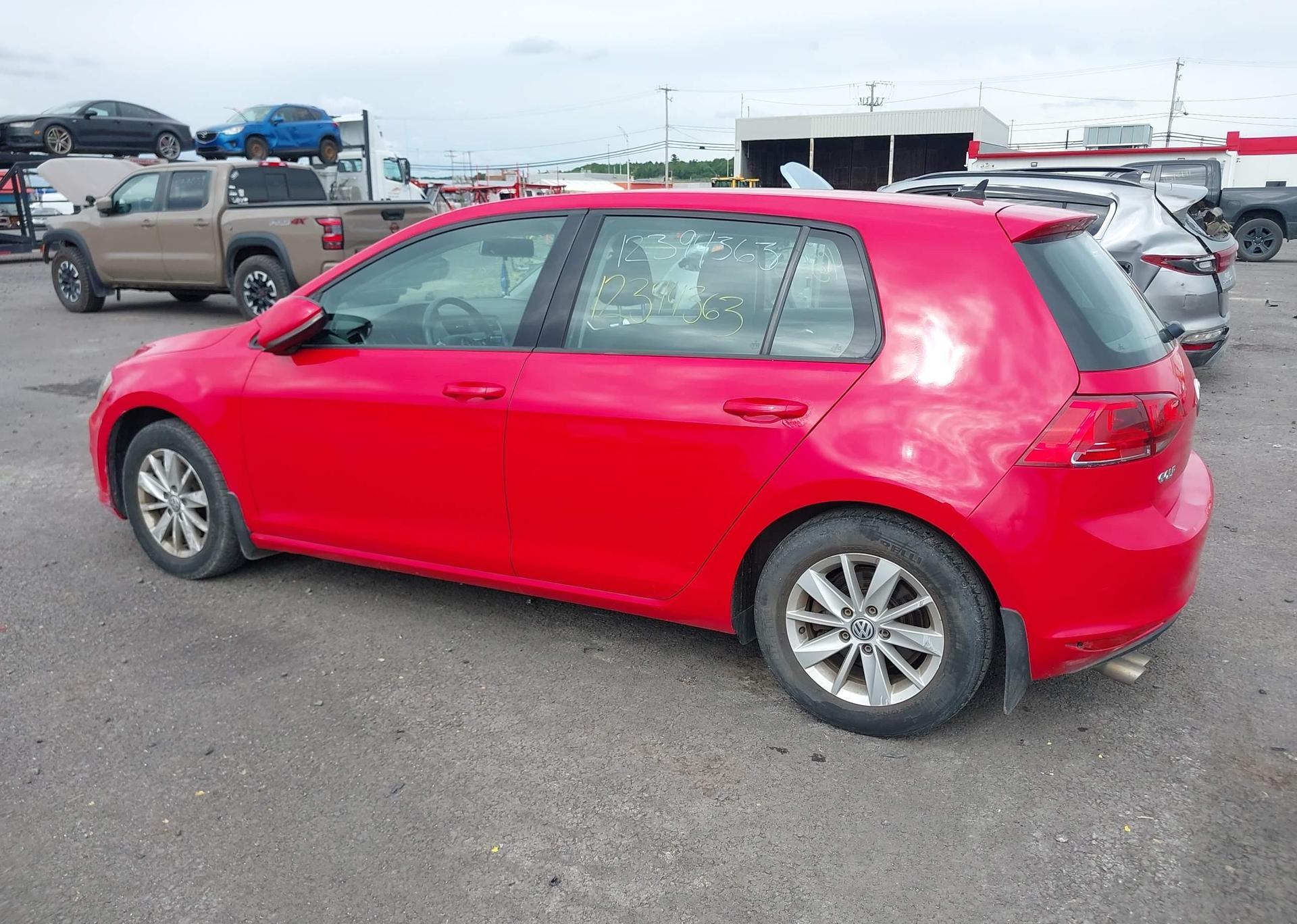 2015 VOLKSWAGEN GOLF