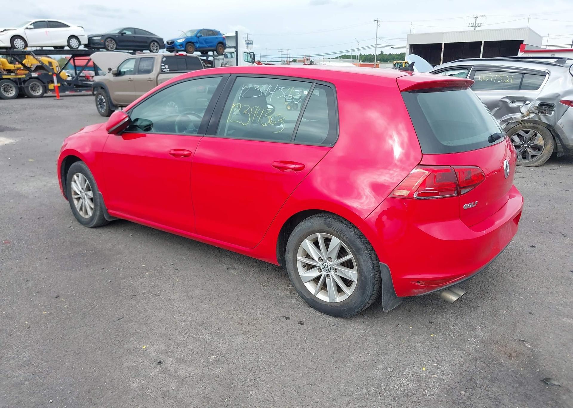 2015 VOLKSWAGEN GOLF