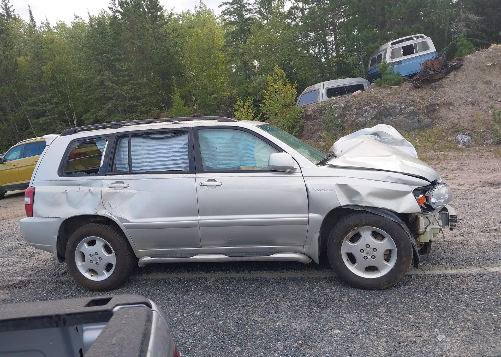 2005 TOYOTA HIGHLANDER LIMITED