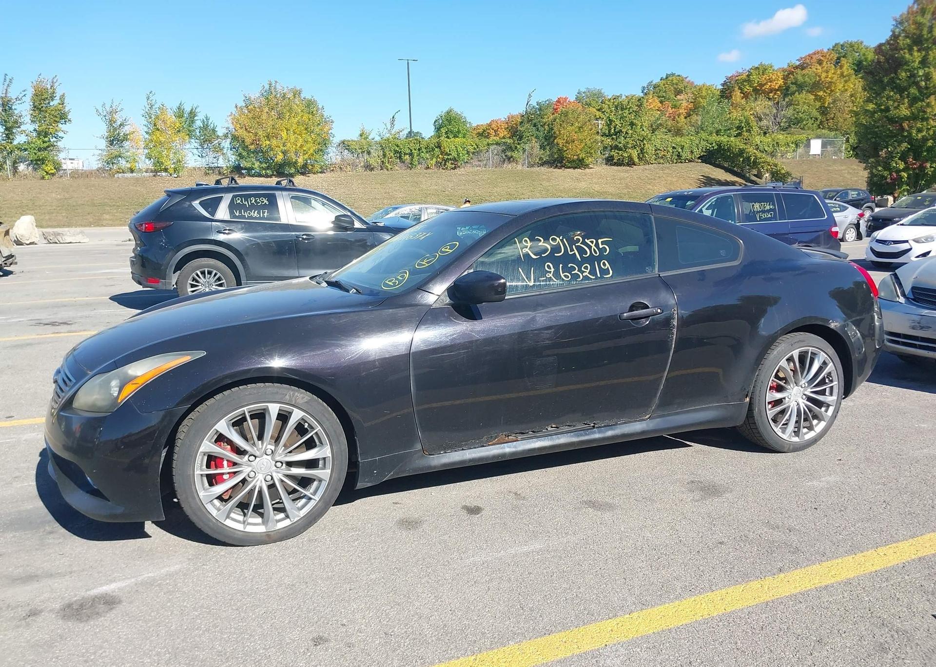 2011 INFINITI G37X