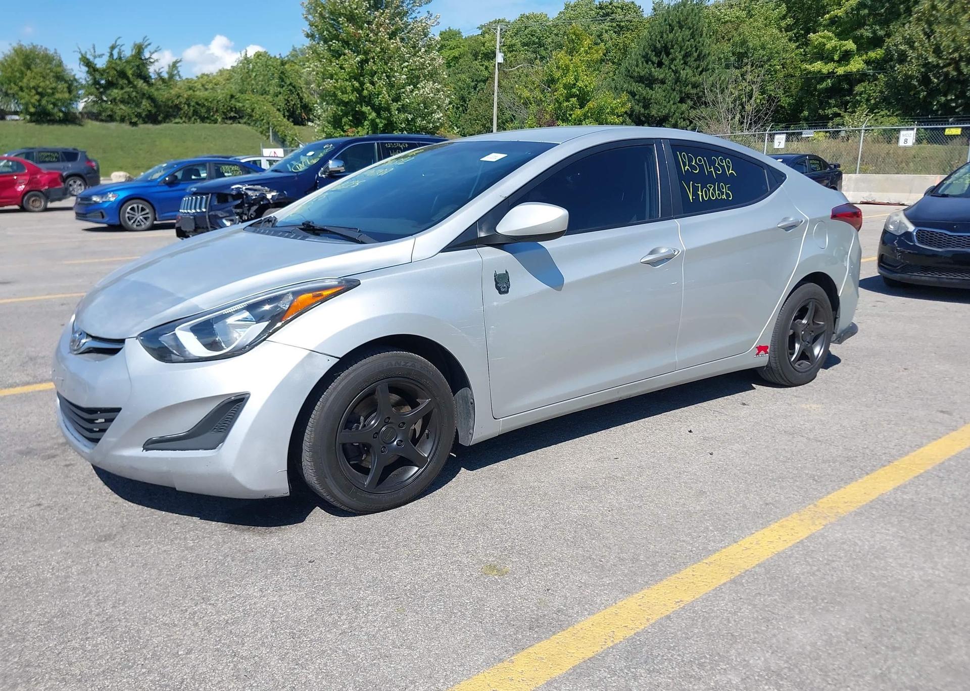 2016 HYUNDAI ELANTRA