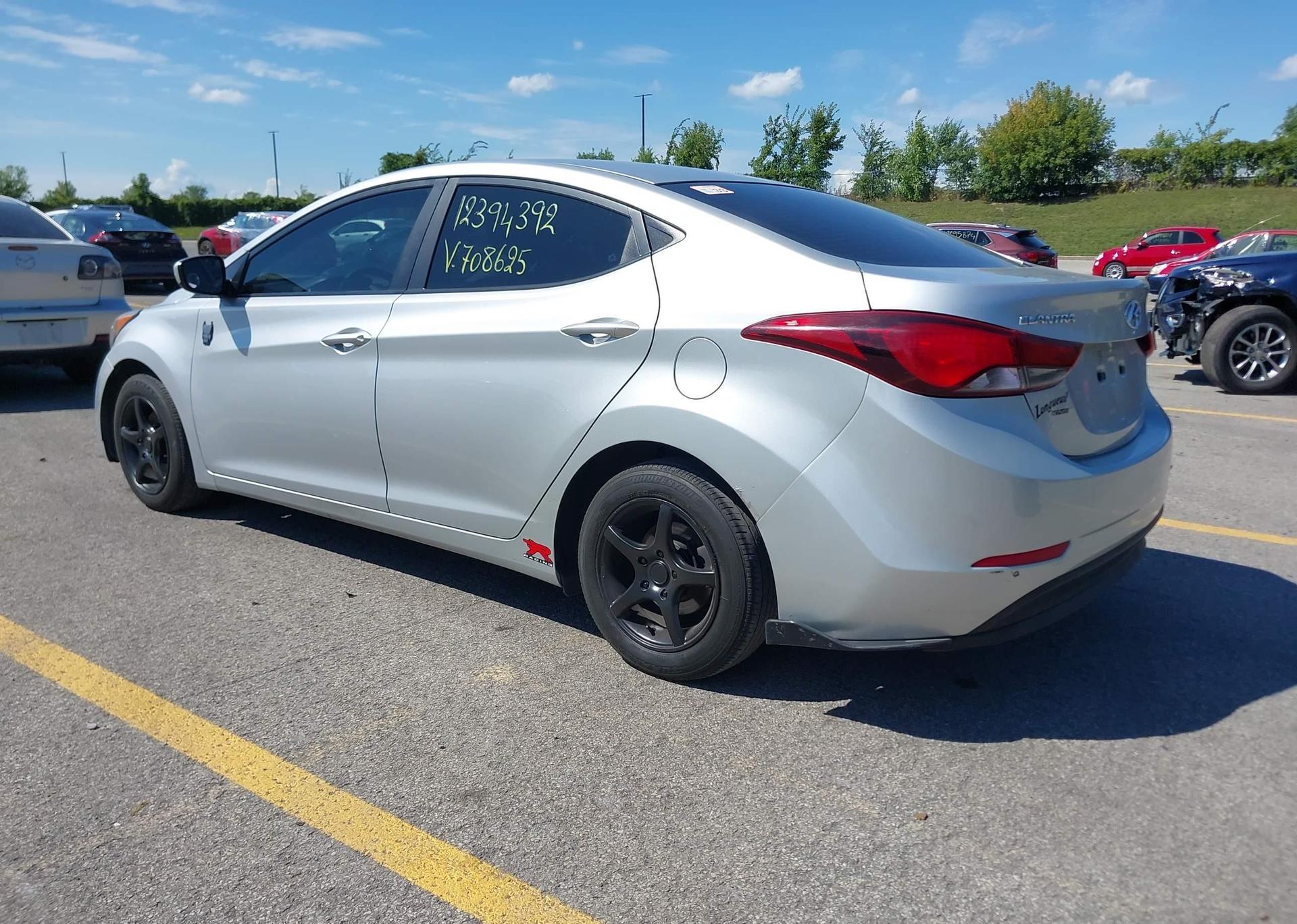 2016 HYUNDAI ELANTRA