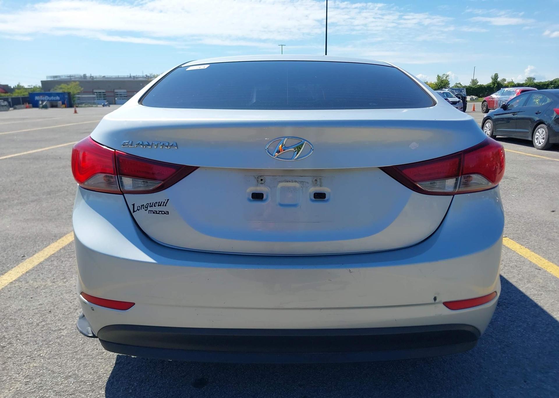 2016 HYUNDAI ELANTRA