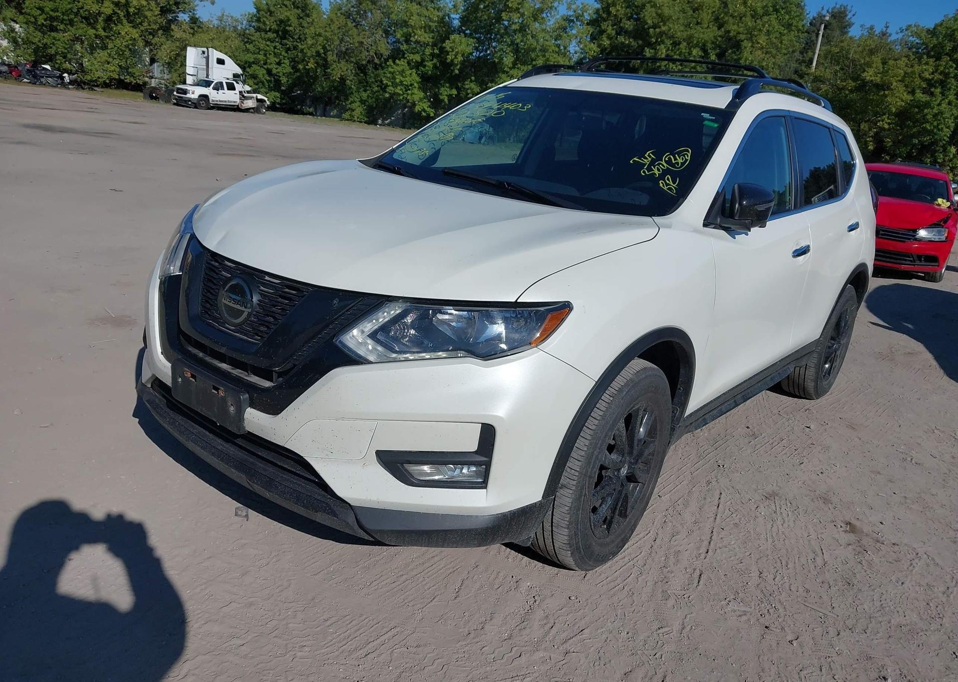 2018 NISSAN ROGUE SV