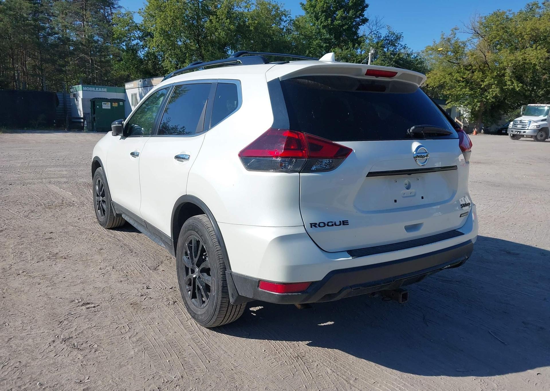 2018 NISSAN ROGUE SV