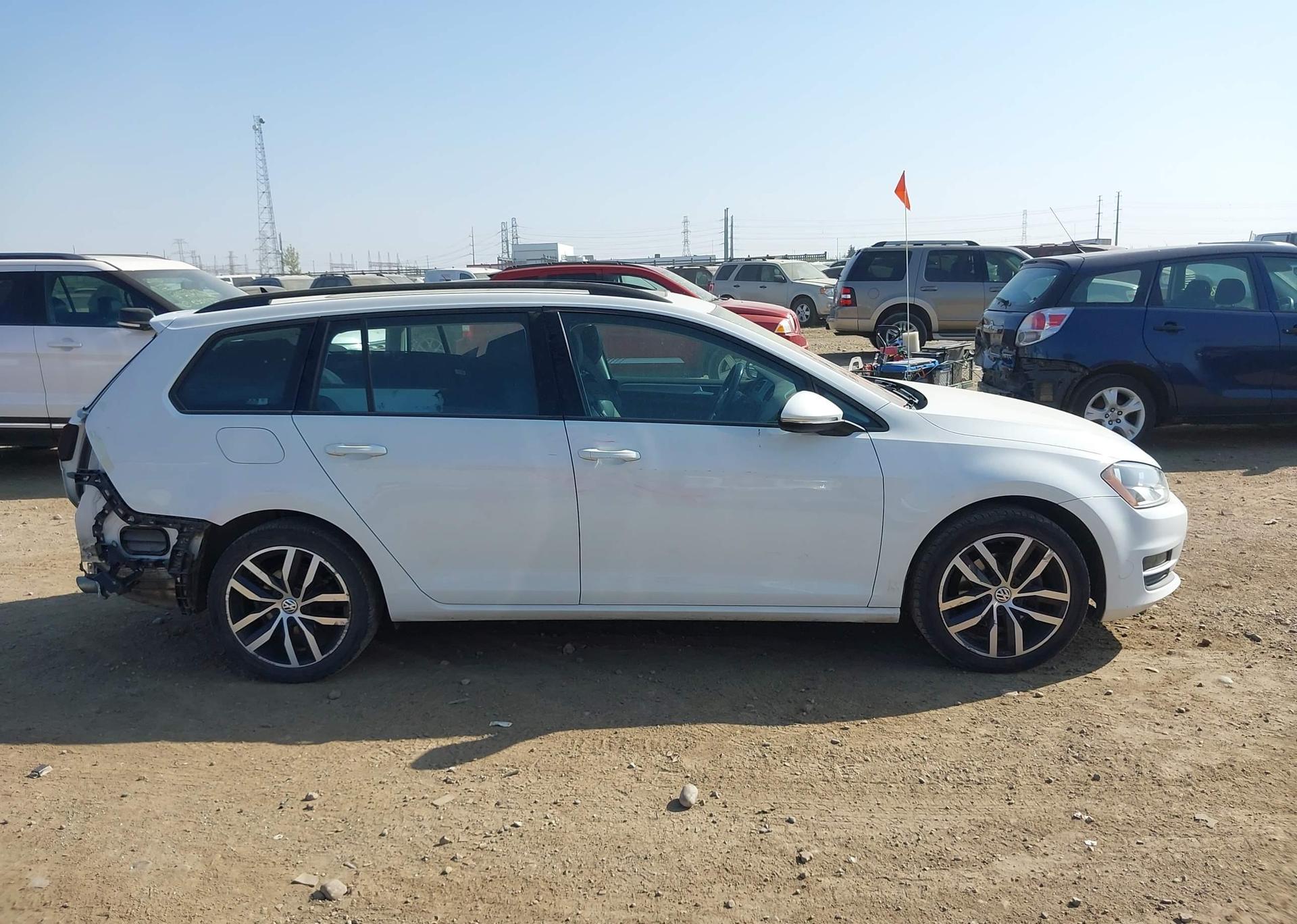 2017 VOLKSWAGEN GOLF SPORTWAGEN 1.8 TSI COMFORTLINE