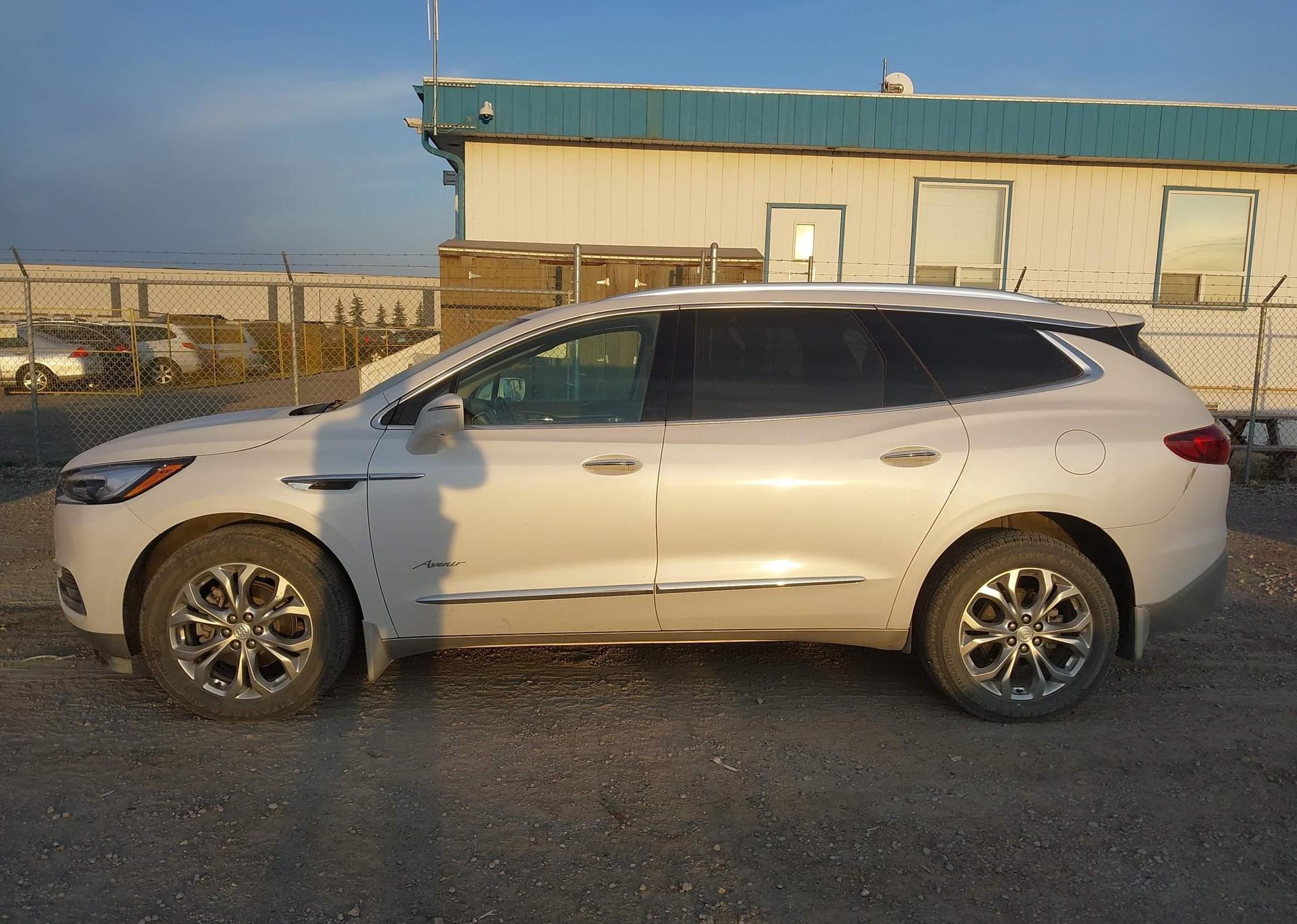 2018 BUICK ENCLAVE AVENIR