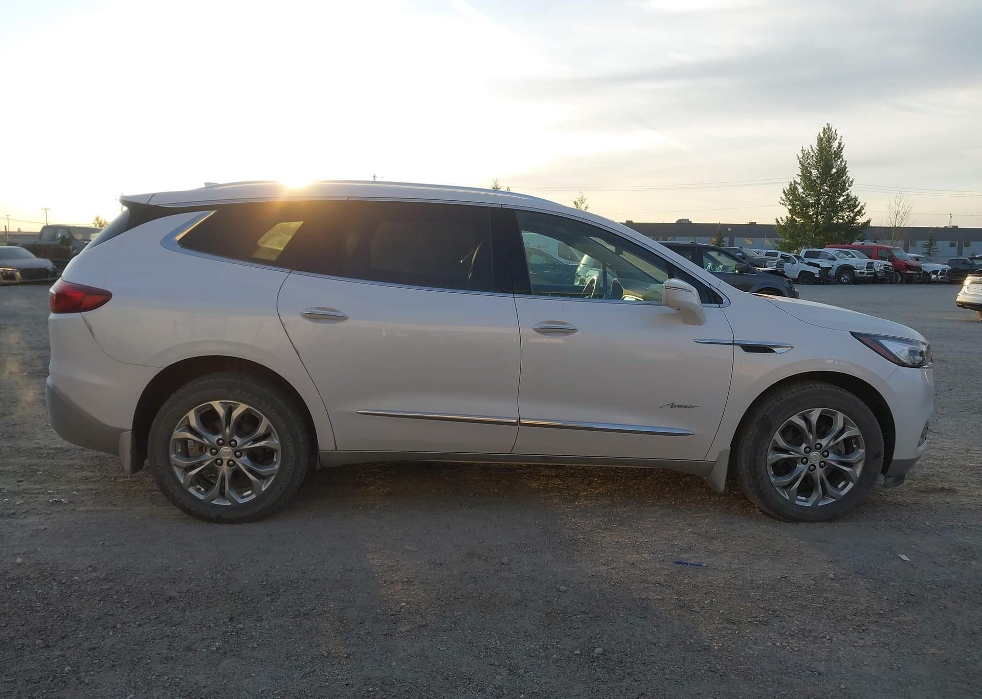 2018 BUICK ENCLAVE AVENIR
