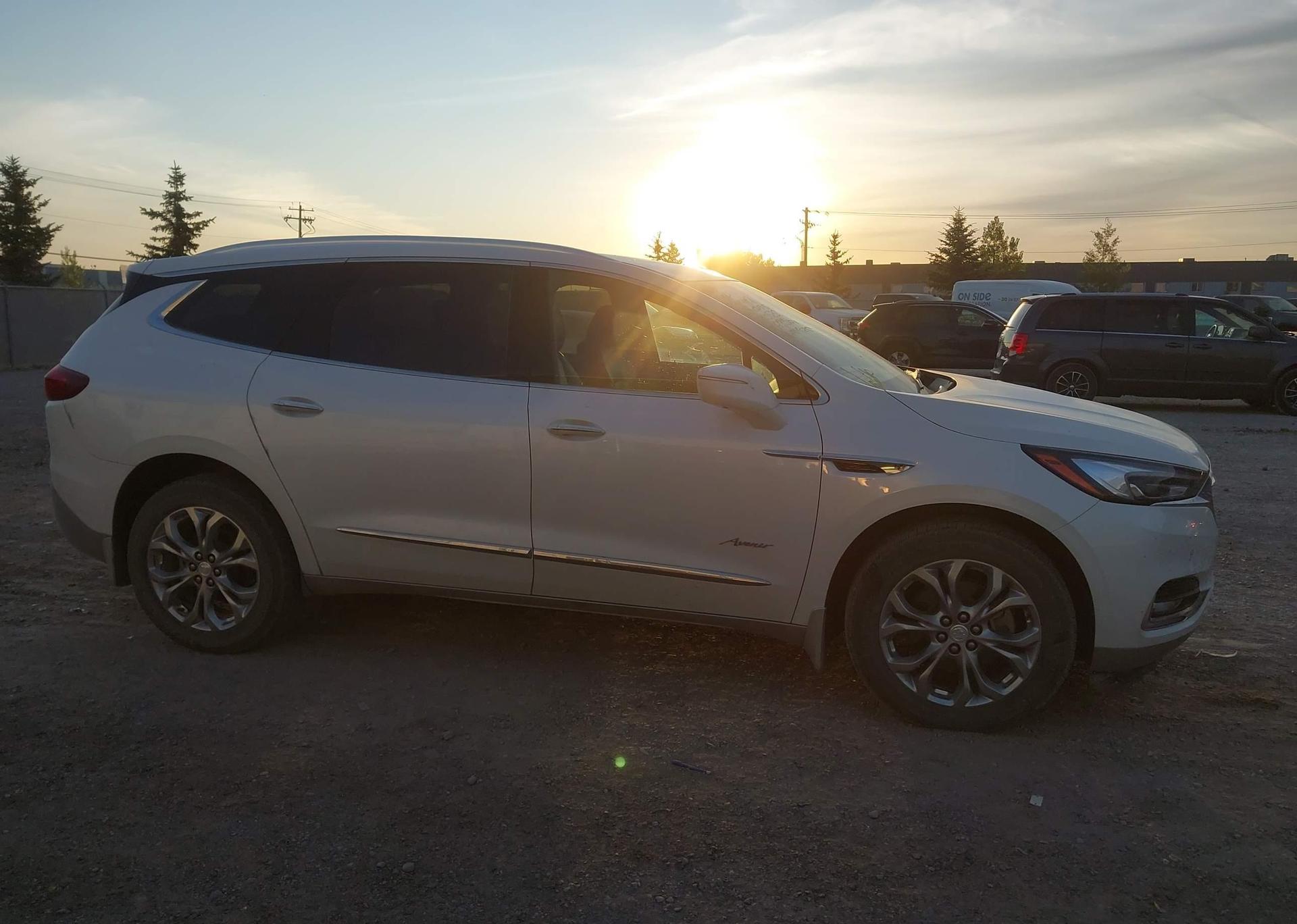 2018 BUICK ENCLAVE AVENIR