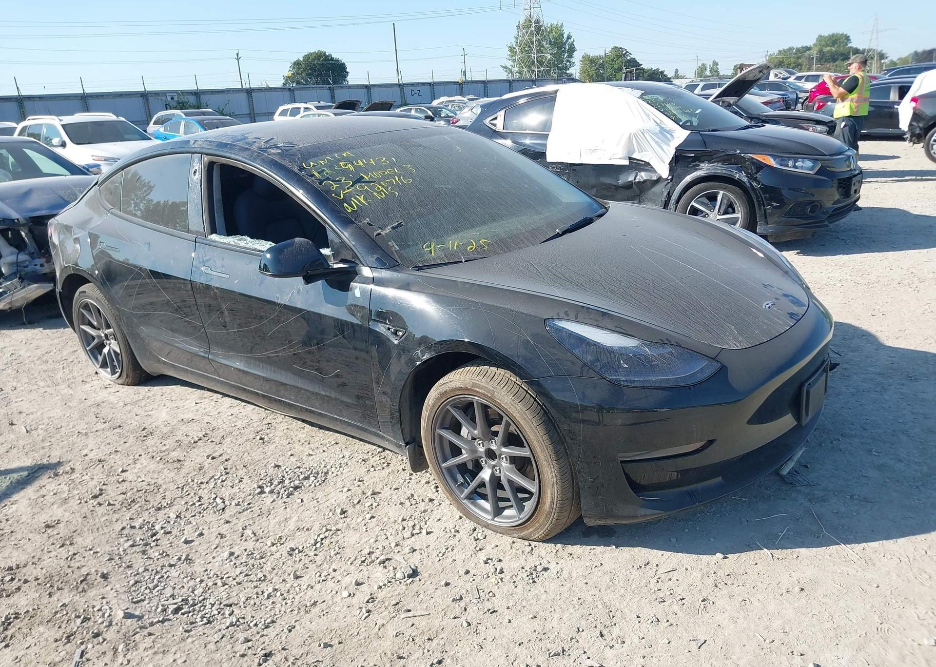 2023 TESLA MODEL 3