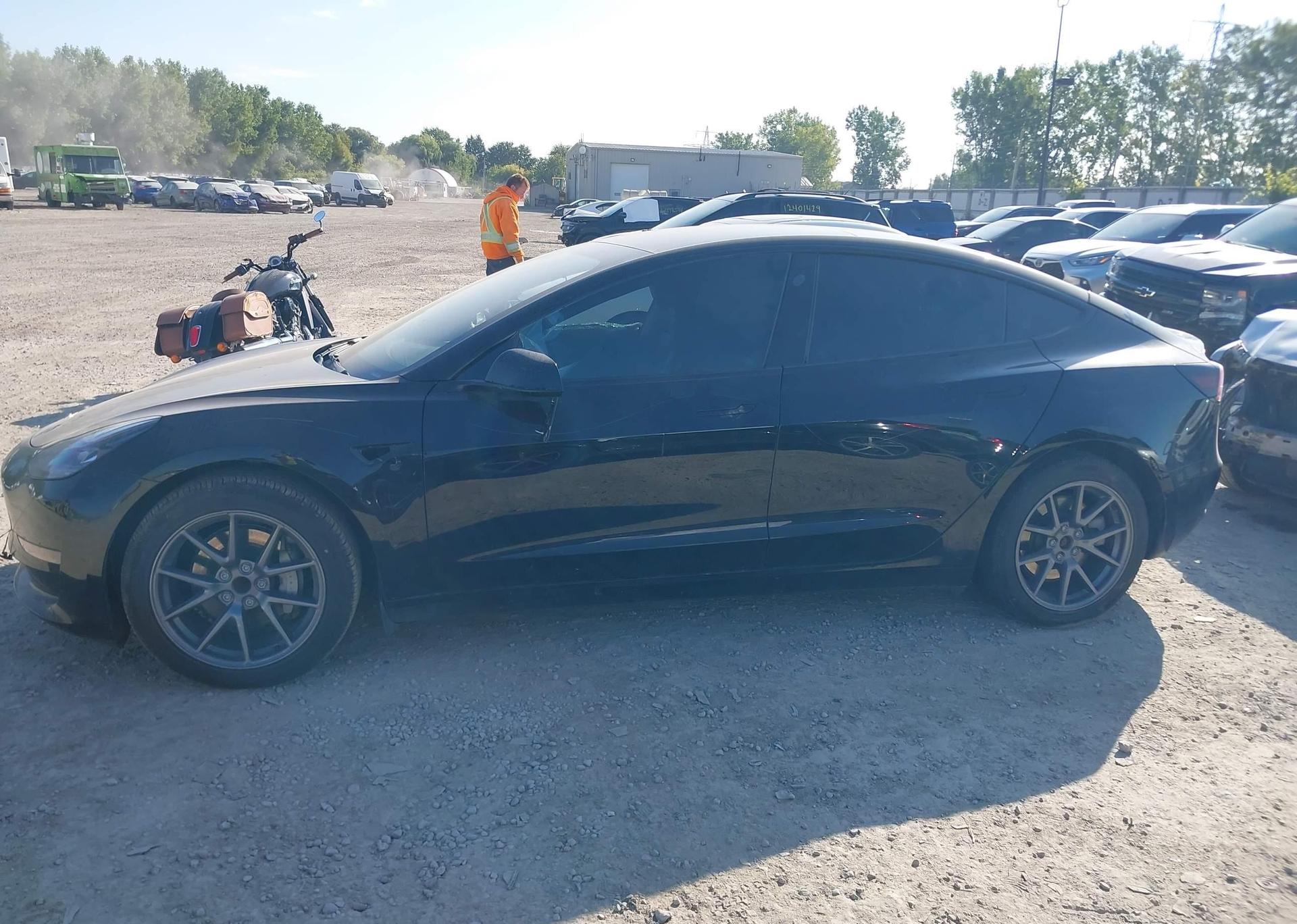 2023 TESLA MODEL 3