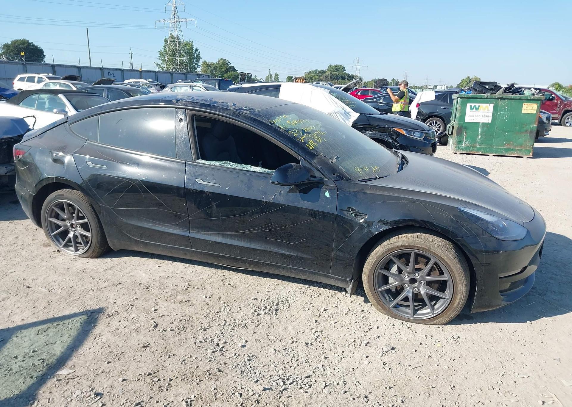 2023 TESLA MODEL 3