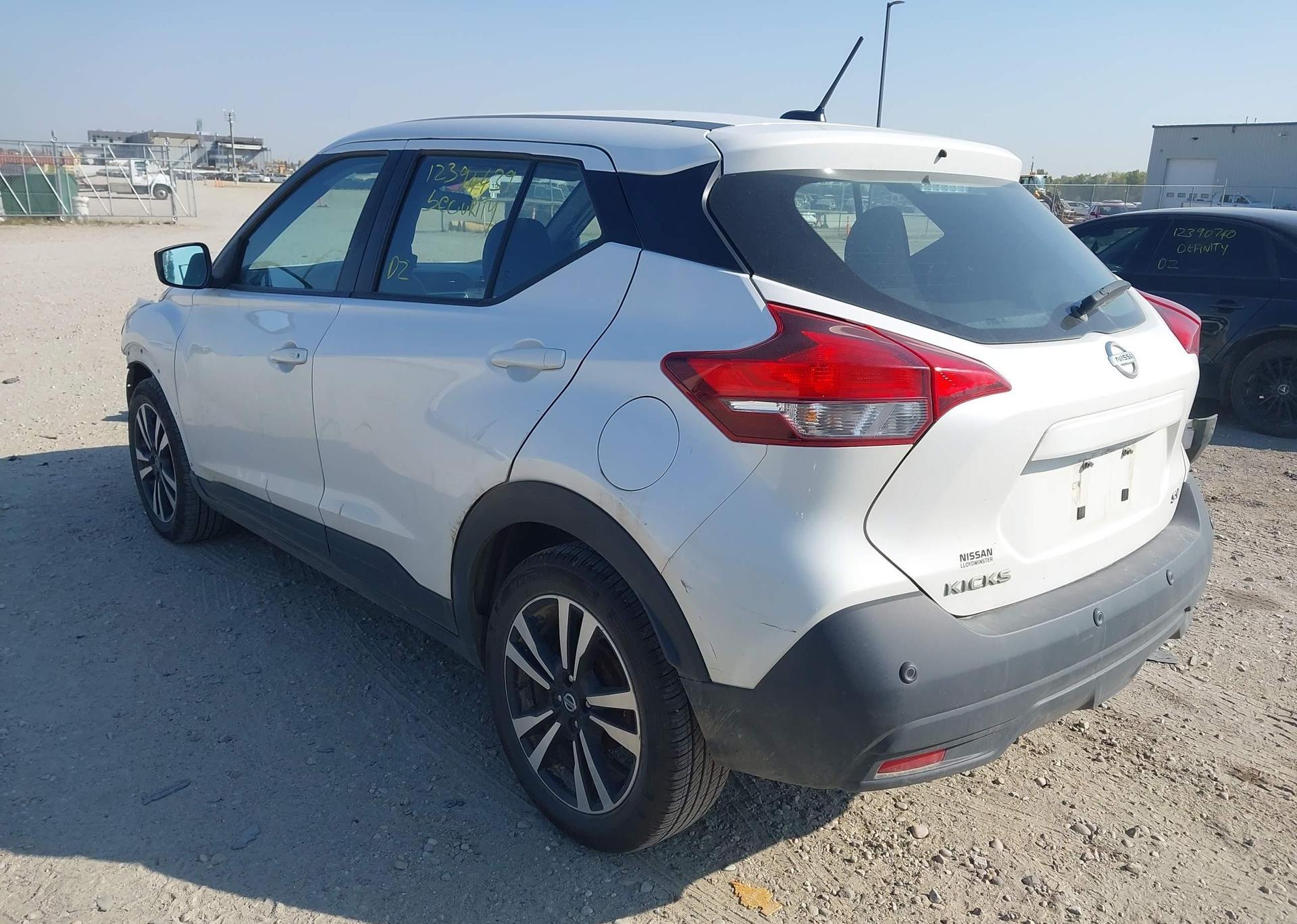 2020 NISSAN KICKS SV