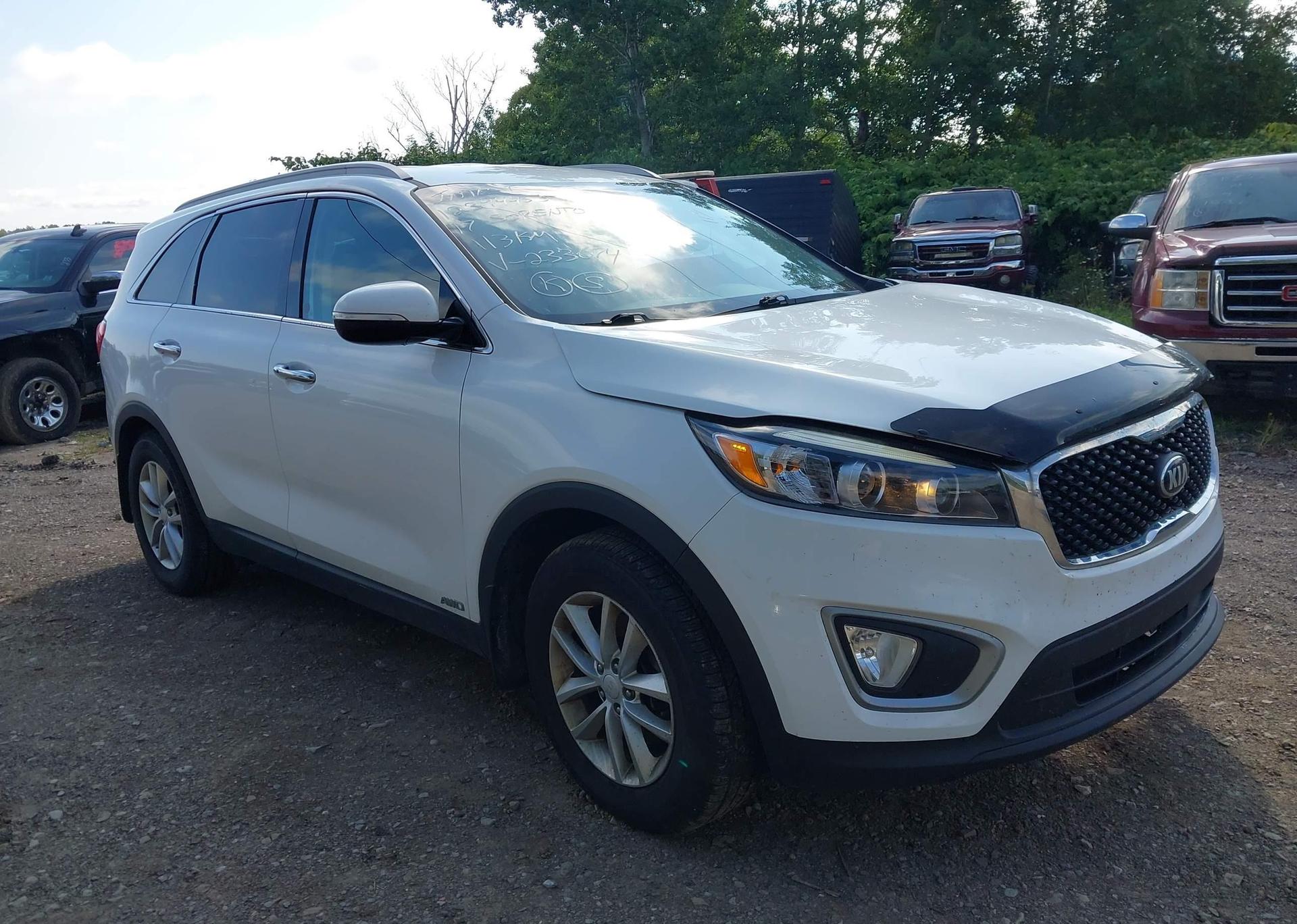 2017 KIA SORENTO LX