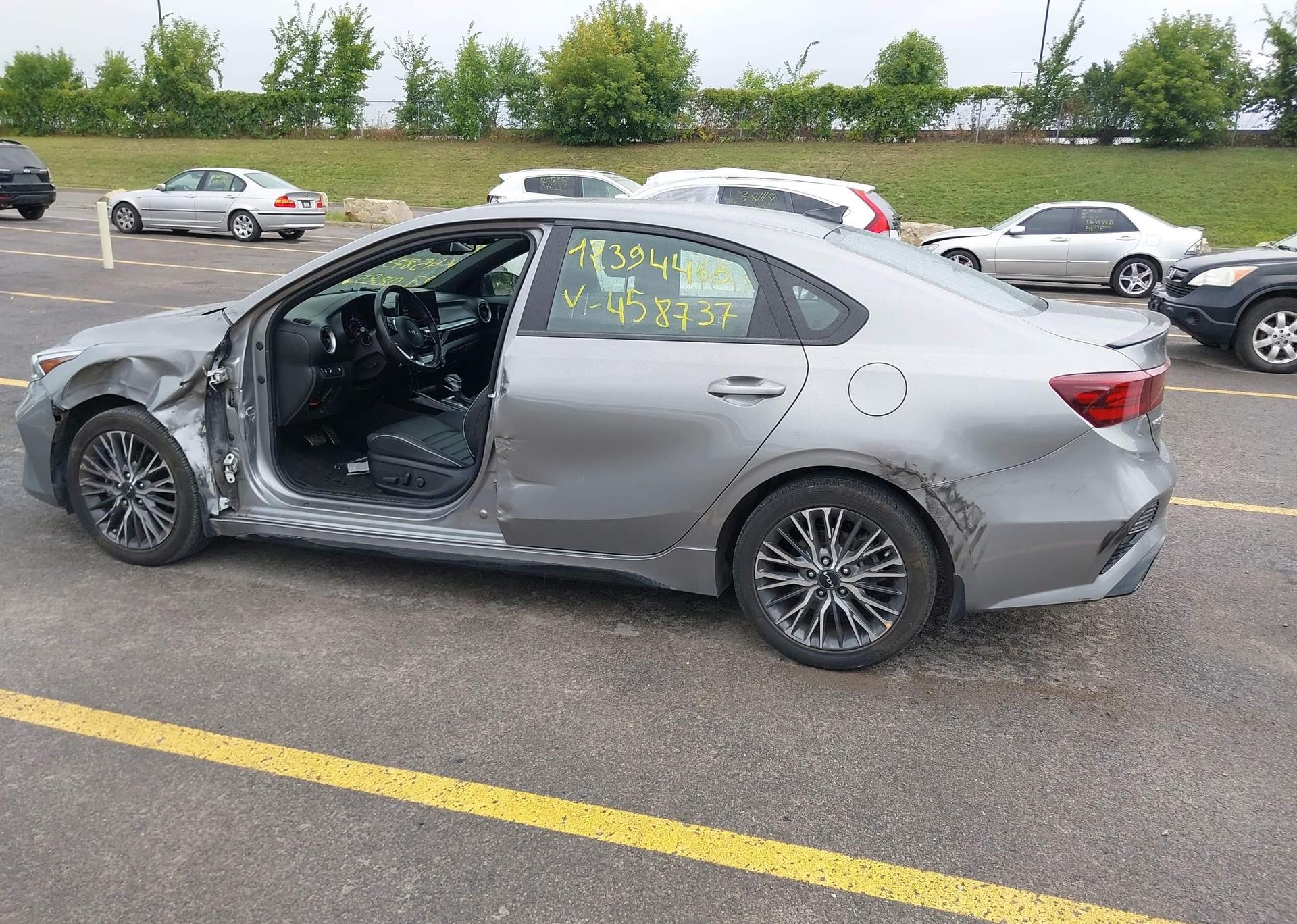 2022 KIA FORTE EX