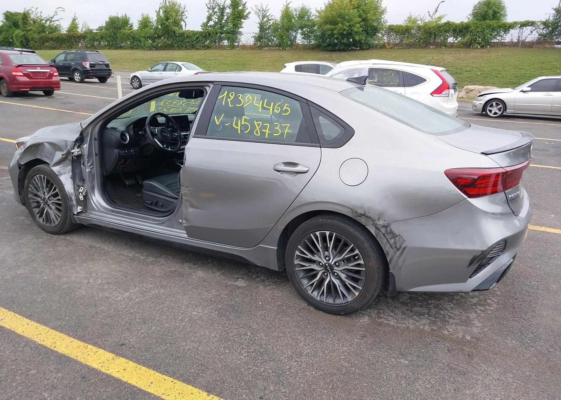 2022 KIA FORTE EX