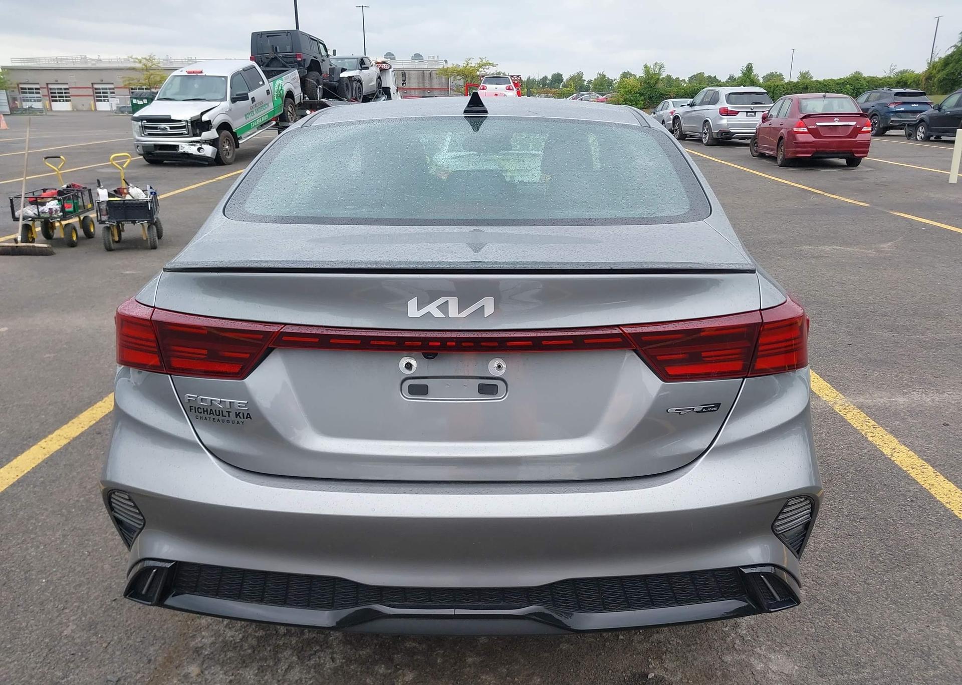 2022 KIA FORTE EX