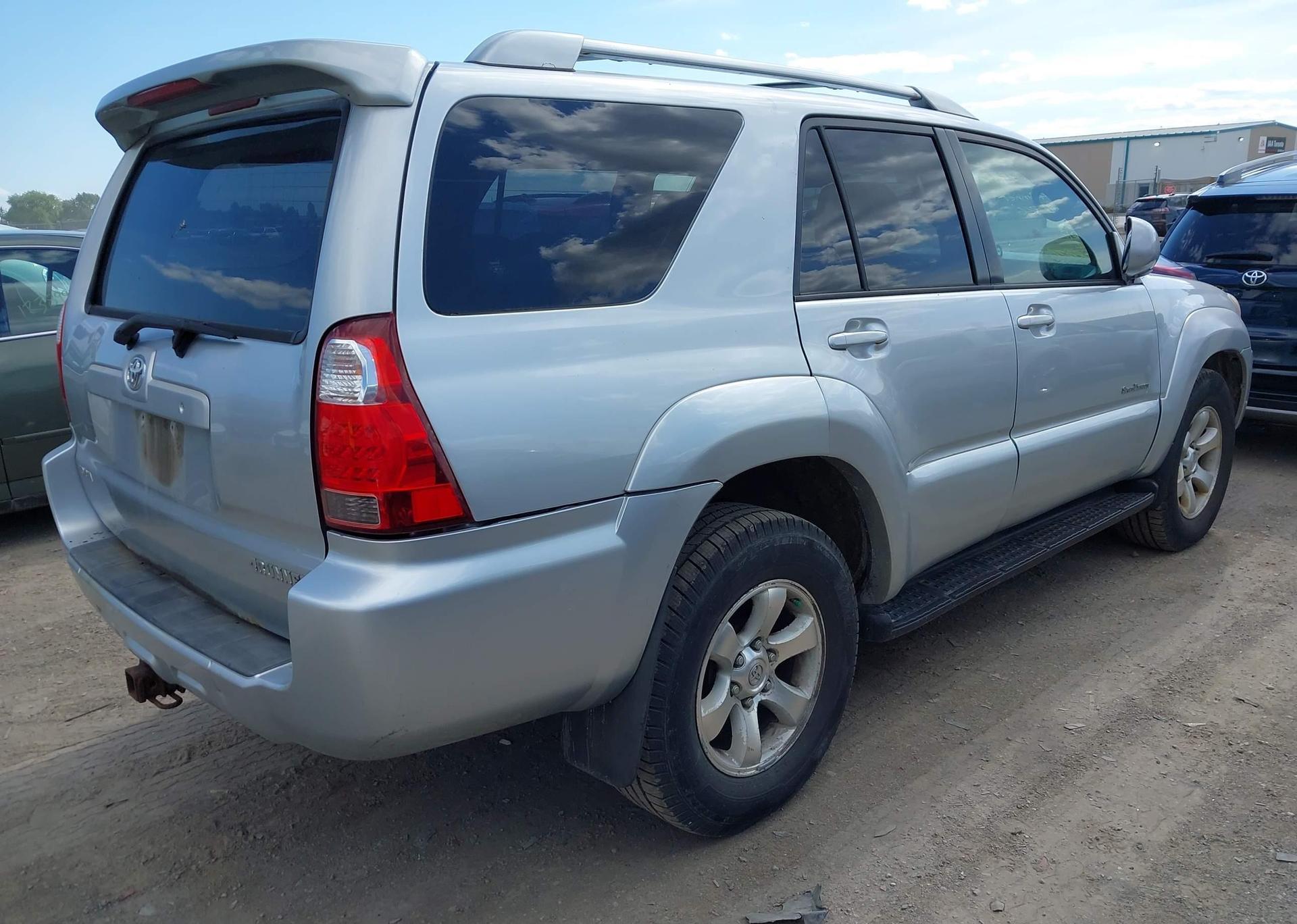 2006 TOYOTA 4RUNNER SR5