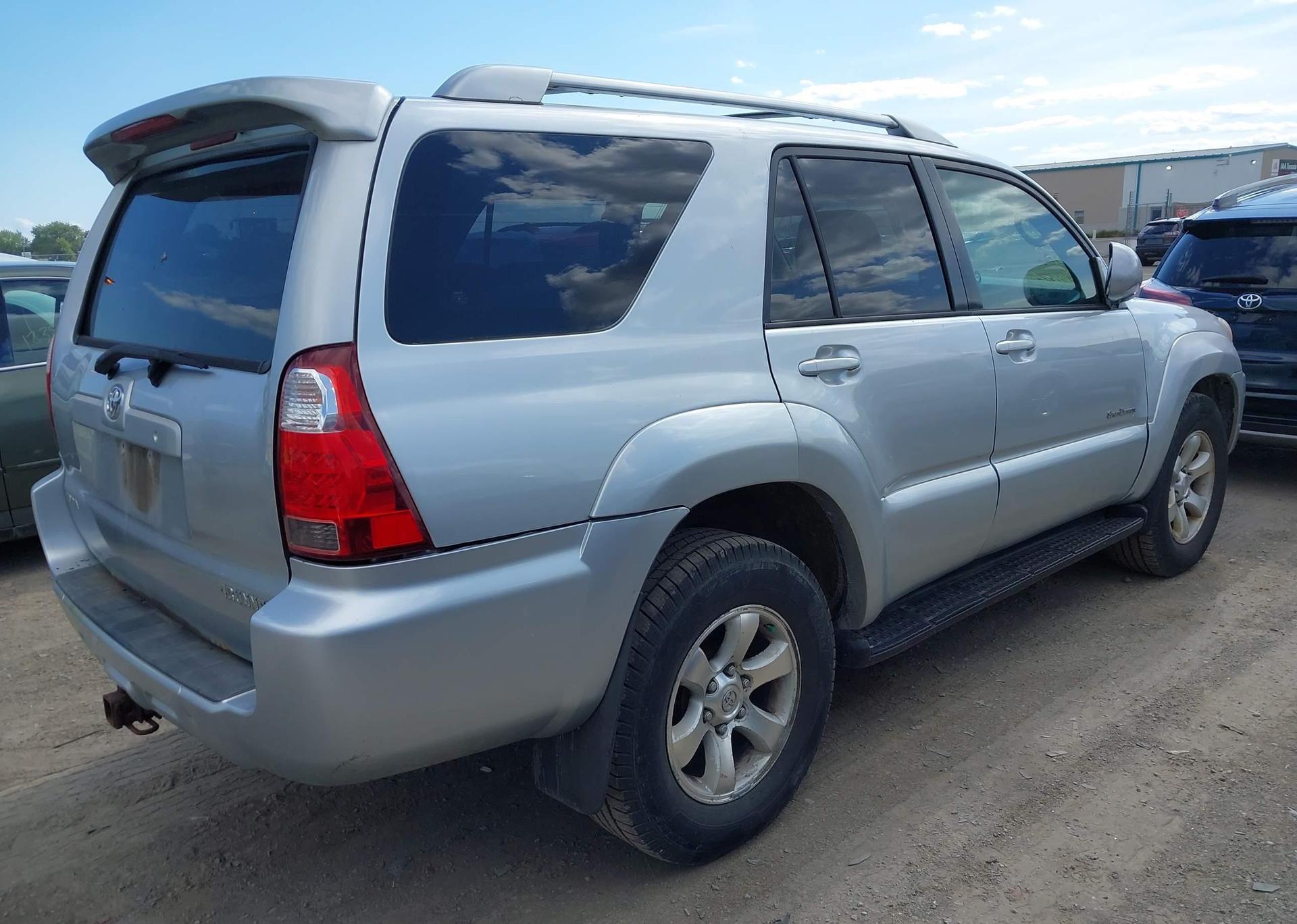 2006 TOYOTA 4RUNNER SR5