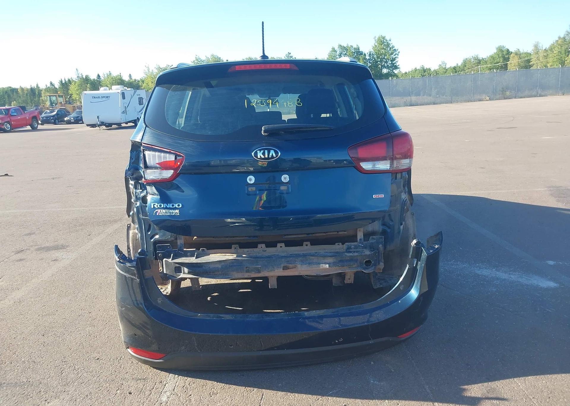 2017 KIA RONDO L