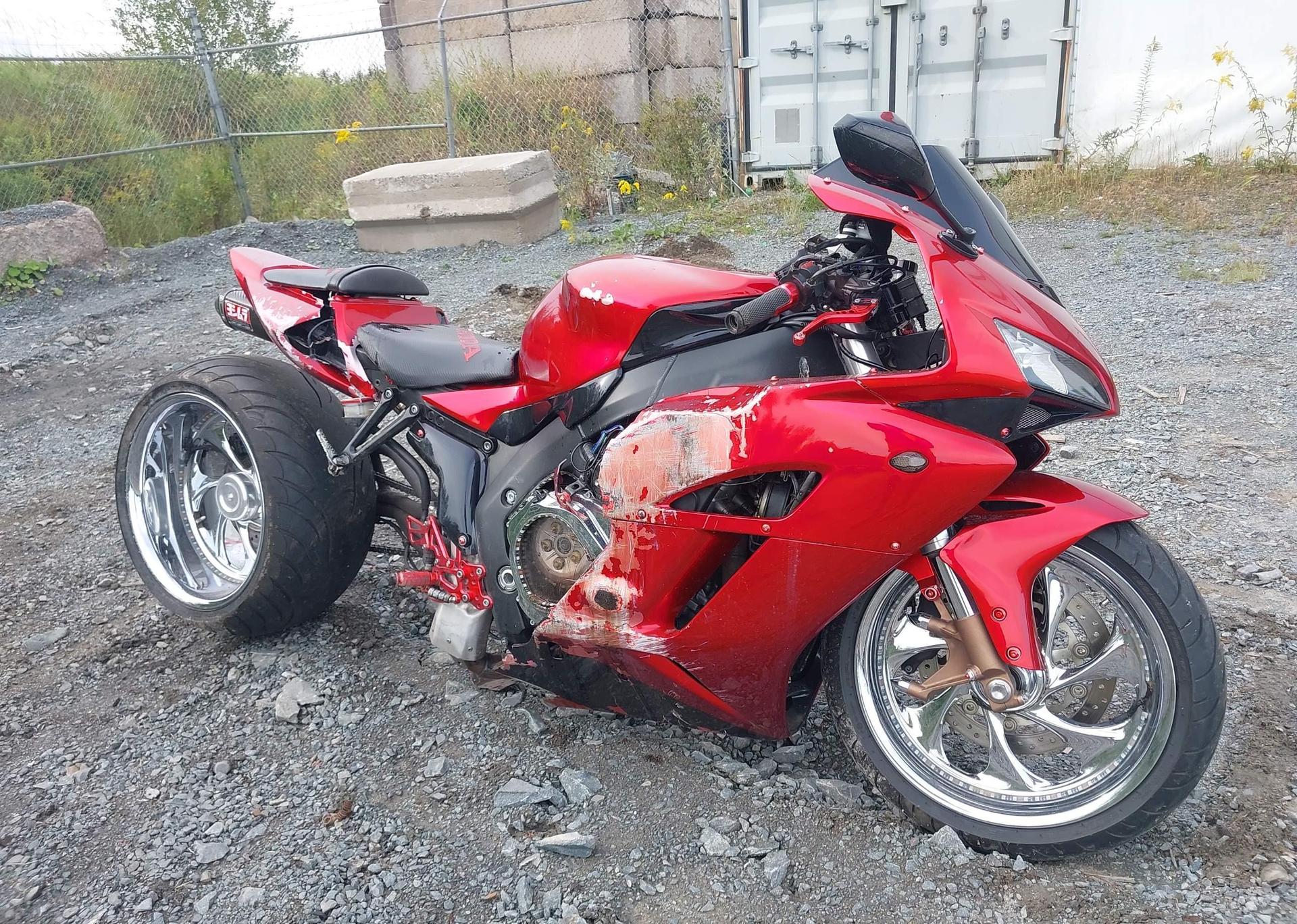 2004 HONDA CBR1000 RR